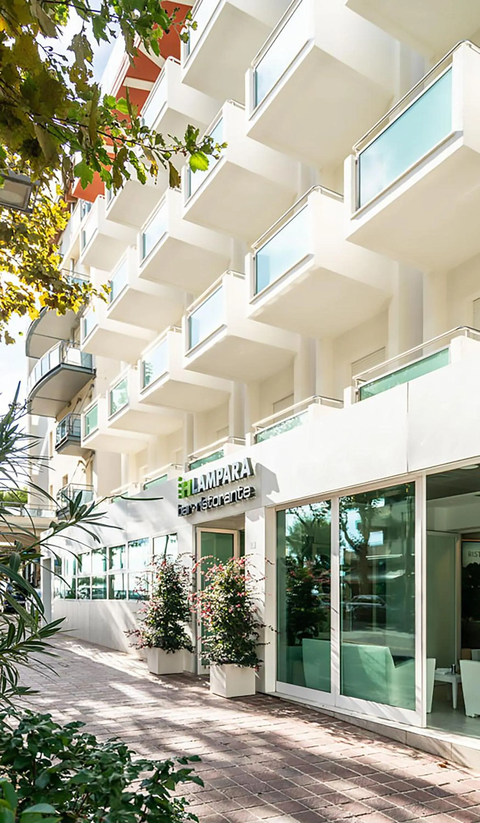 Facade/entrance in Hotel Lampara