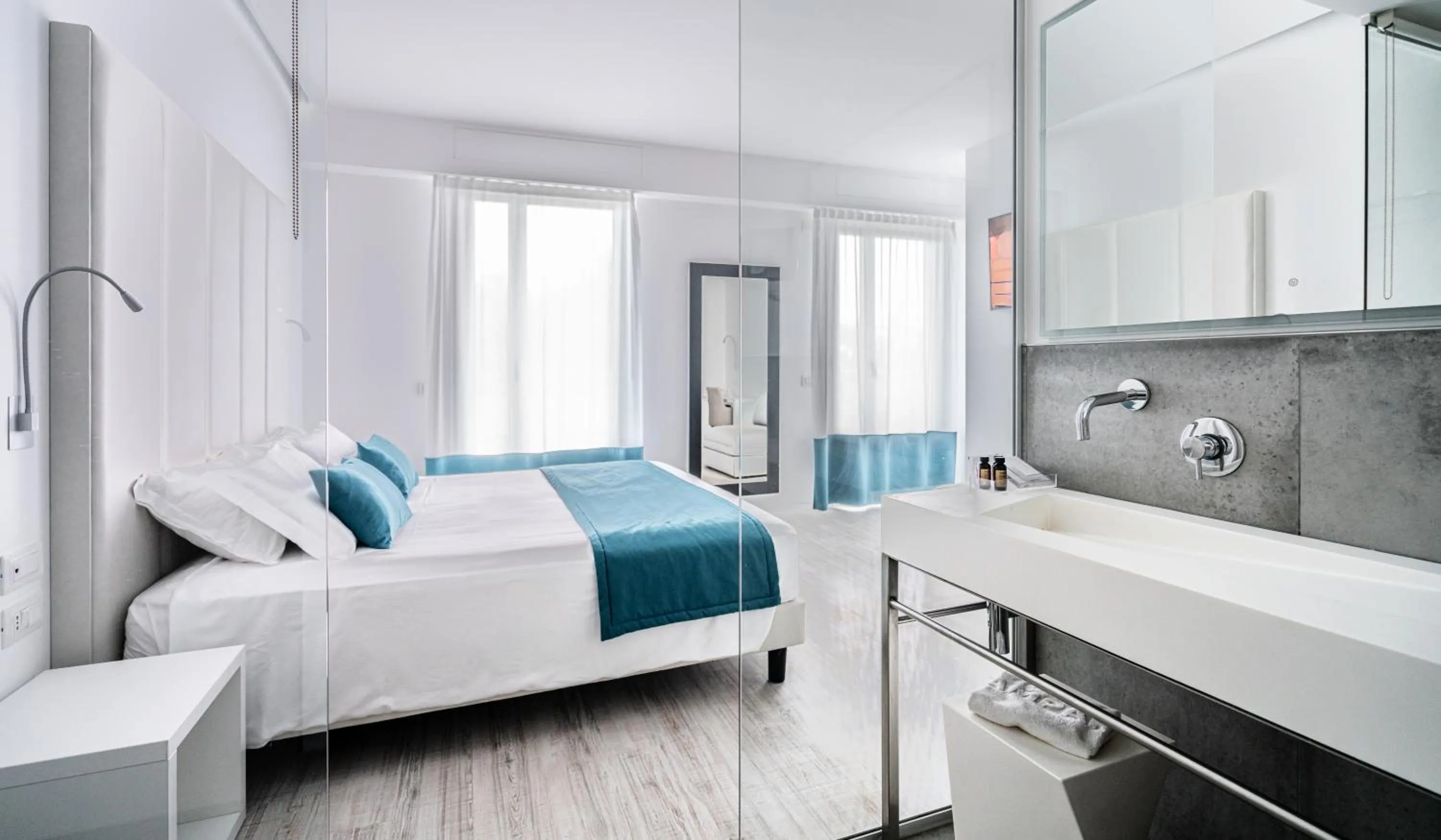 Bedroom, Bed in Hotel Lampara