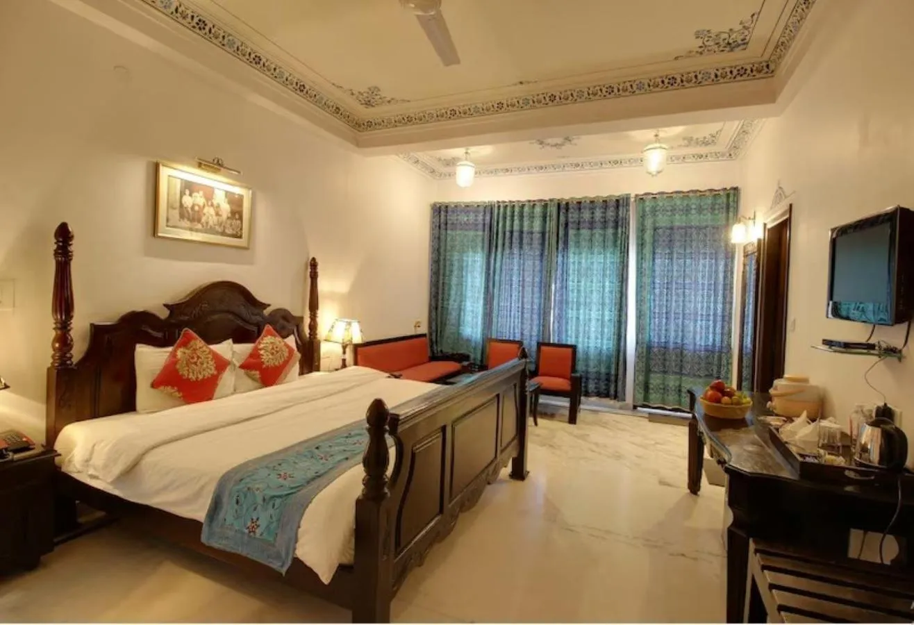 View (from property/room), Bed in Panna Vilas - A Lake Facing Boutique Hotel