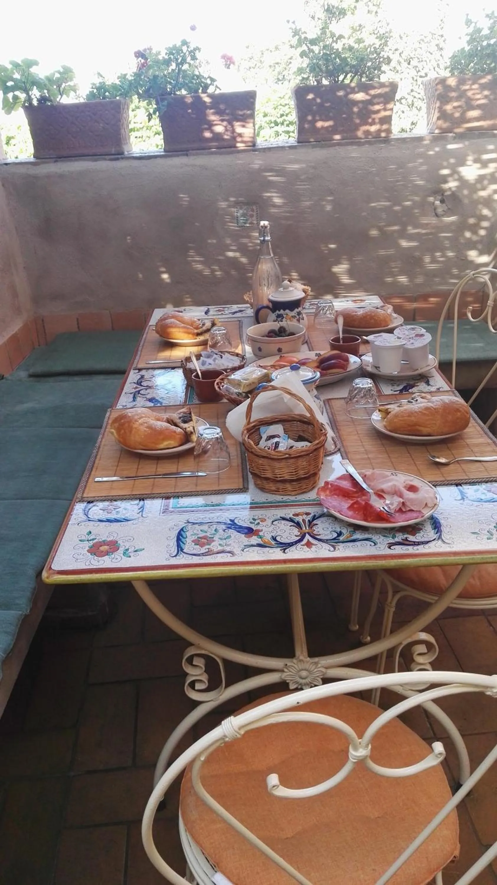 Food and drinks in B&B La Torretta