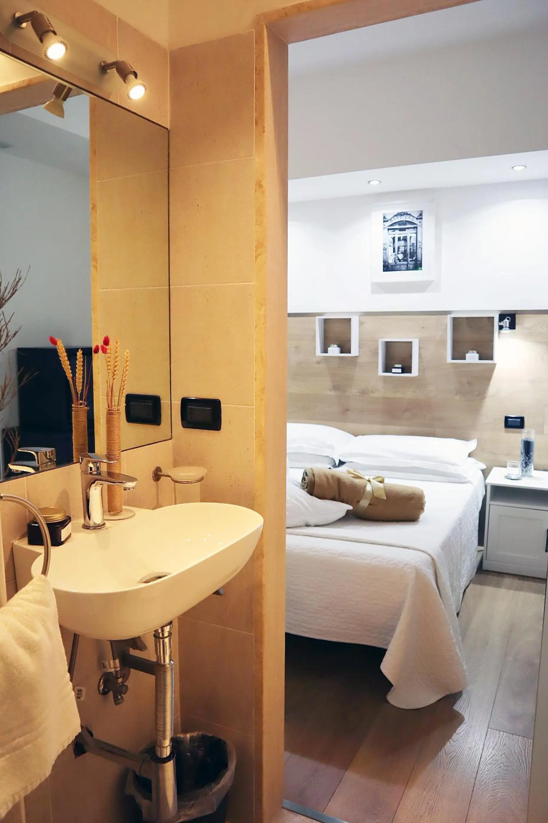 Bathroom, Bed in Villa Alba Boutique Hotel