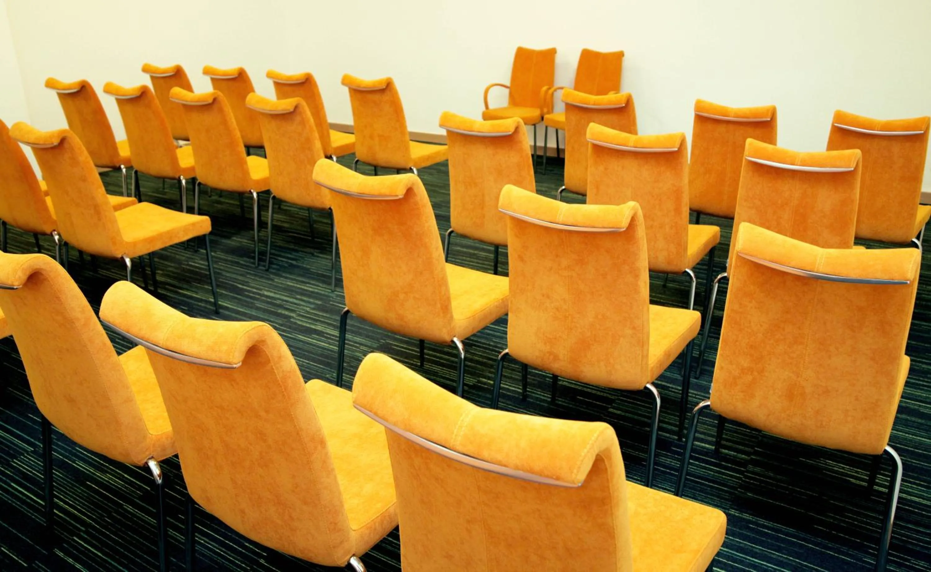 Meeting/conference room in Holiday Inn Express Istanbul-Altunizade by IHG