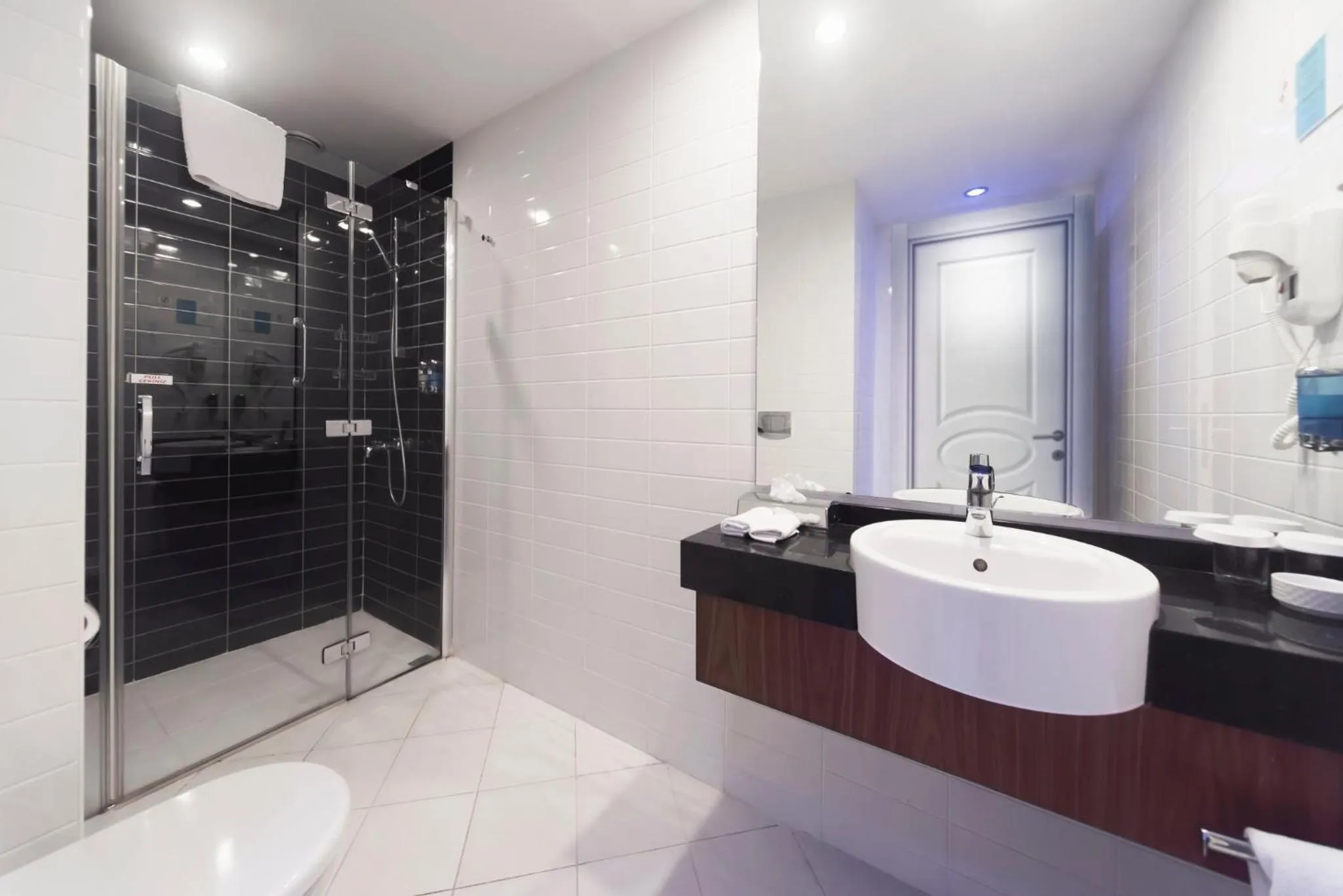 Bathroom in Holiday Inn Express Istanbul-Altunizade by IHG
