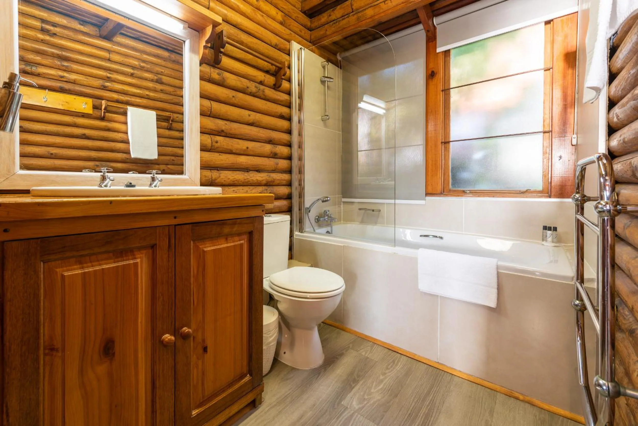 Toilet in Under Milkwood Resort