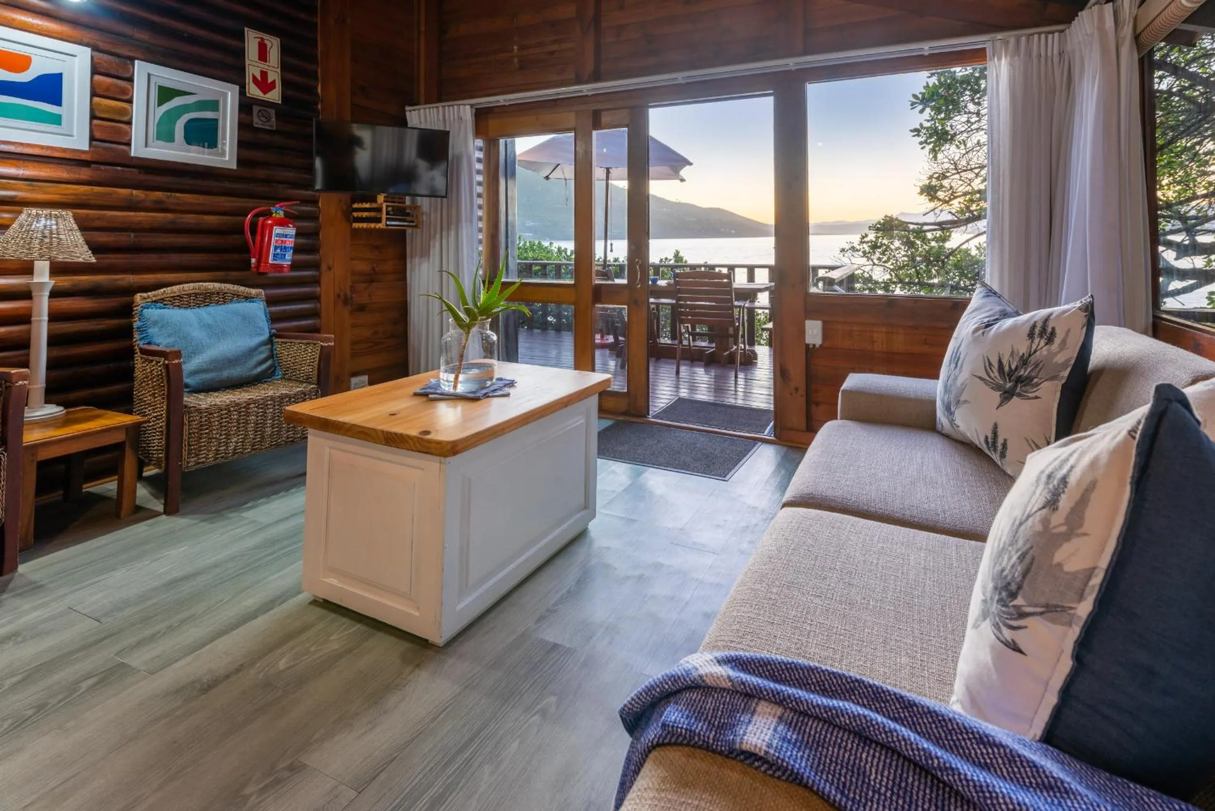 TV and multimedia in Under Milkwood Resort