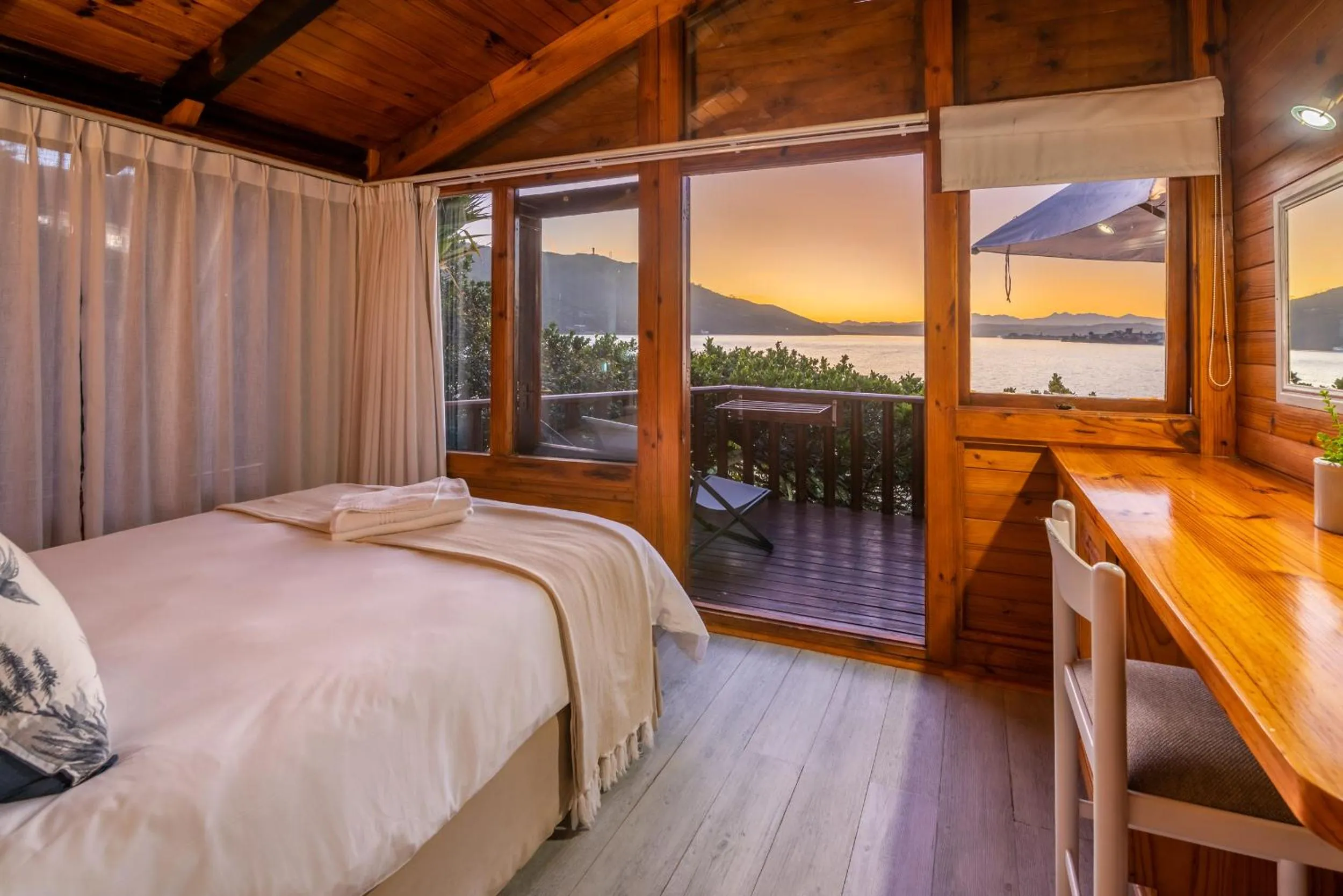 View (from property/room), Bed in Under Milkwood Resort