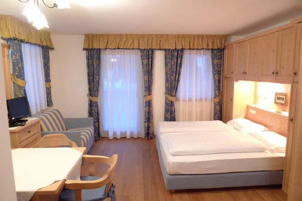 TV and multimedia, Bed in Family and Wellness Residence Ciasa Antersies