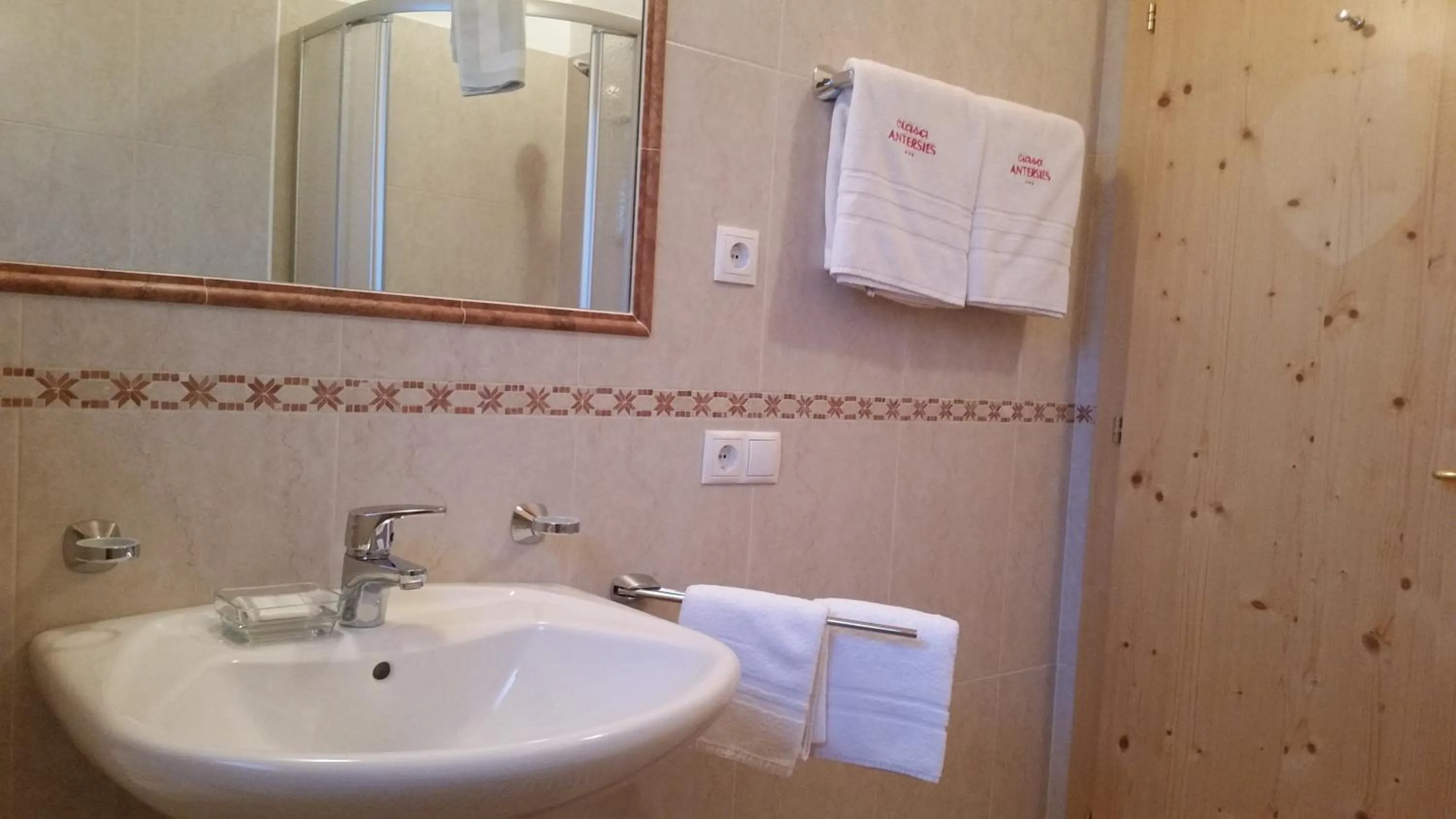 Bathroom in Family and Wellness Residence Ciasa Antersies