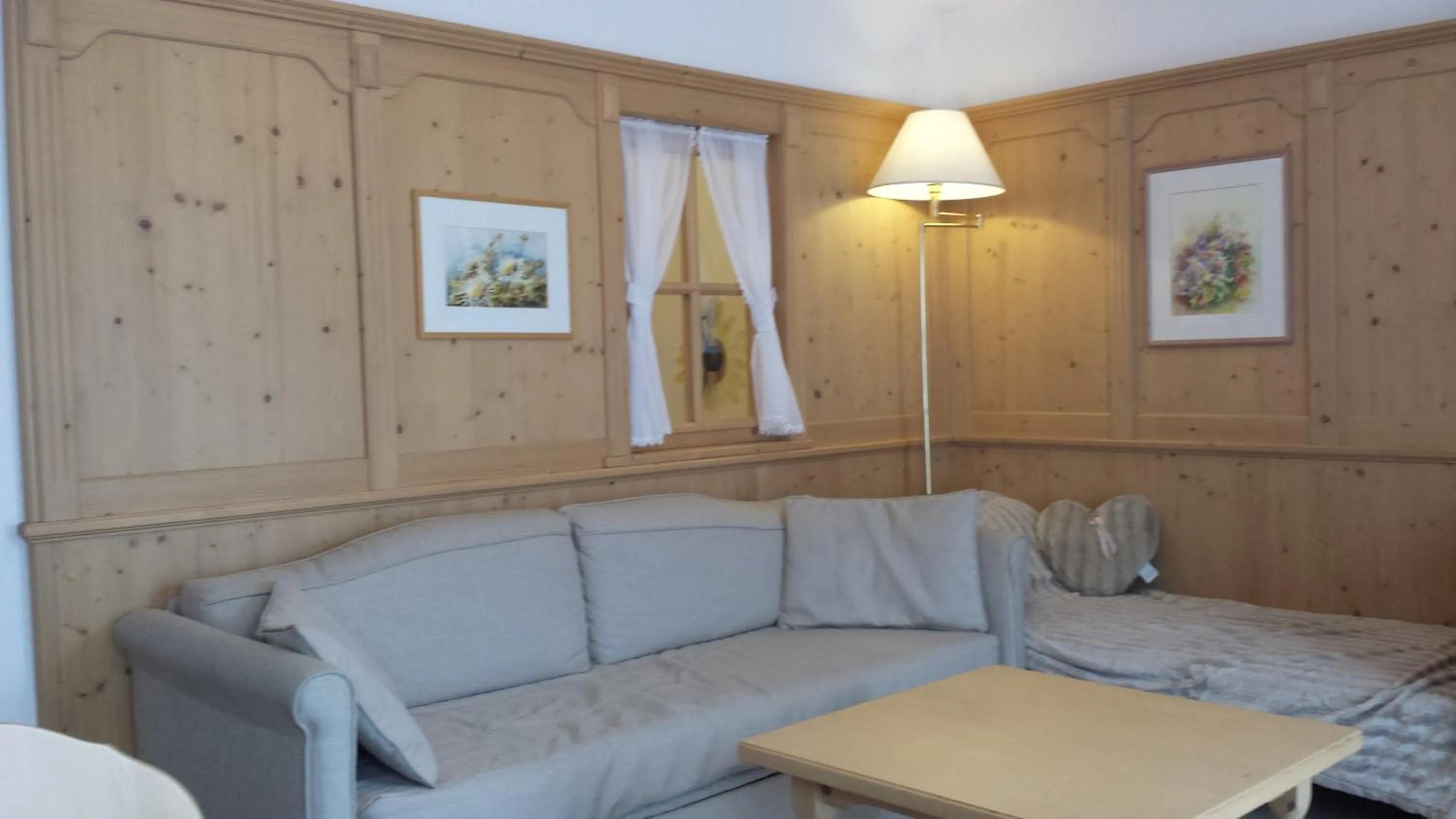 Seating area in Family and Wellness Residence Ciasa Antersies