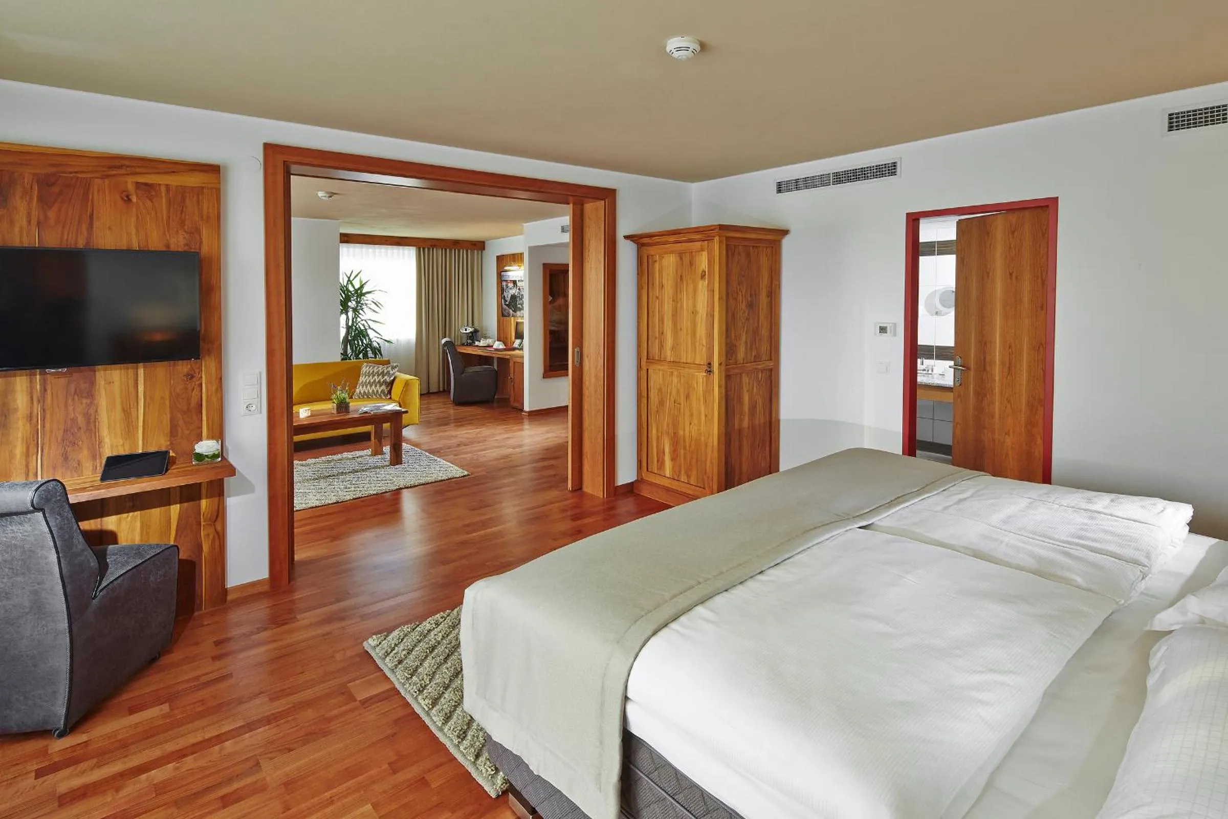 Photo of the whole room, Bed in Rogner Hotel Tirana