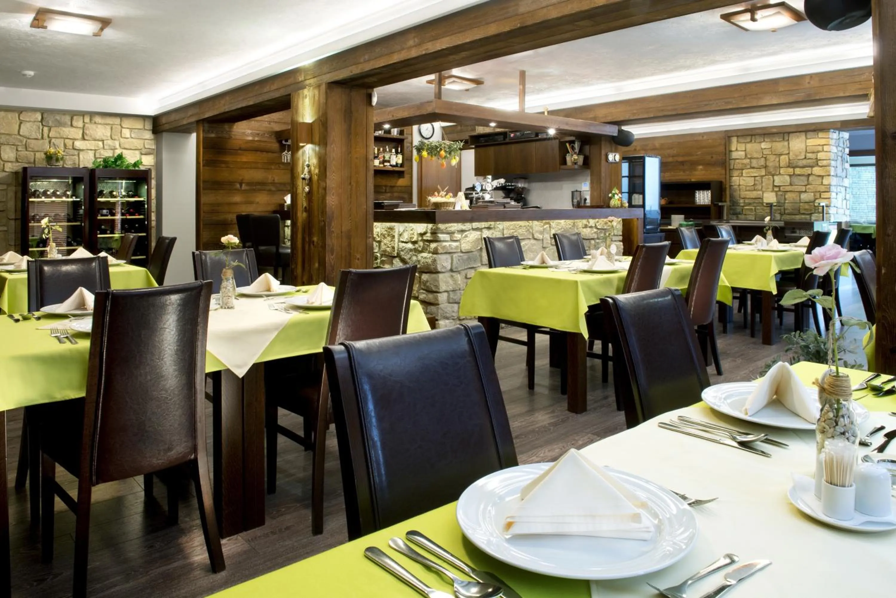 Restaurant/places to eat in Hotel Rozsutec