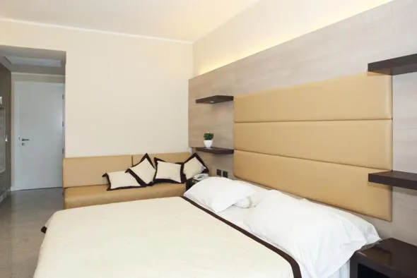 Bed in Hotel San Carlo