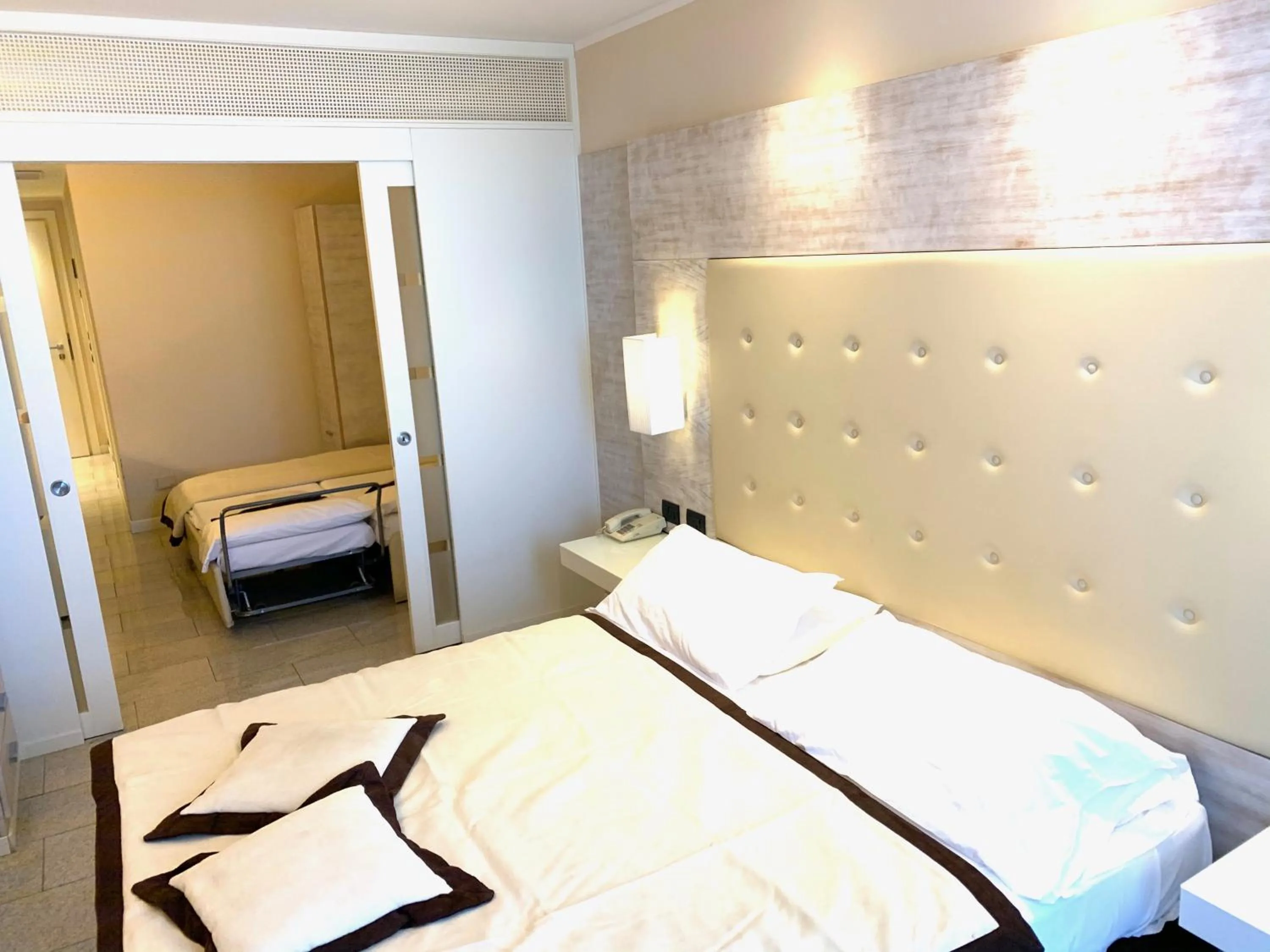 Bed in Hotel San Carlo