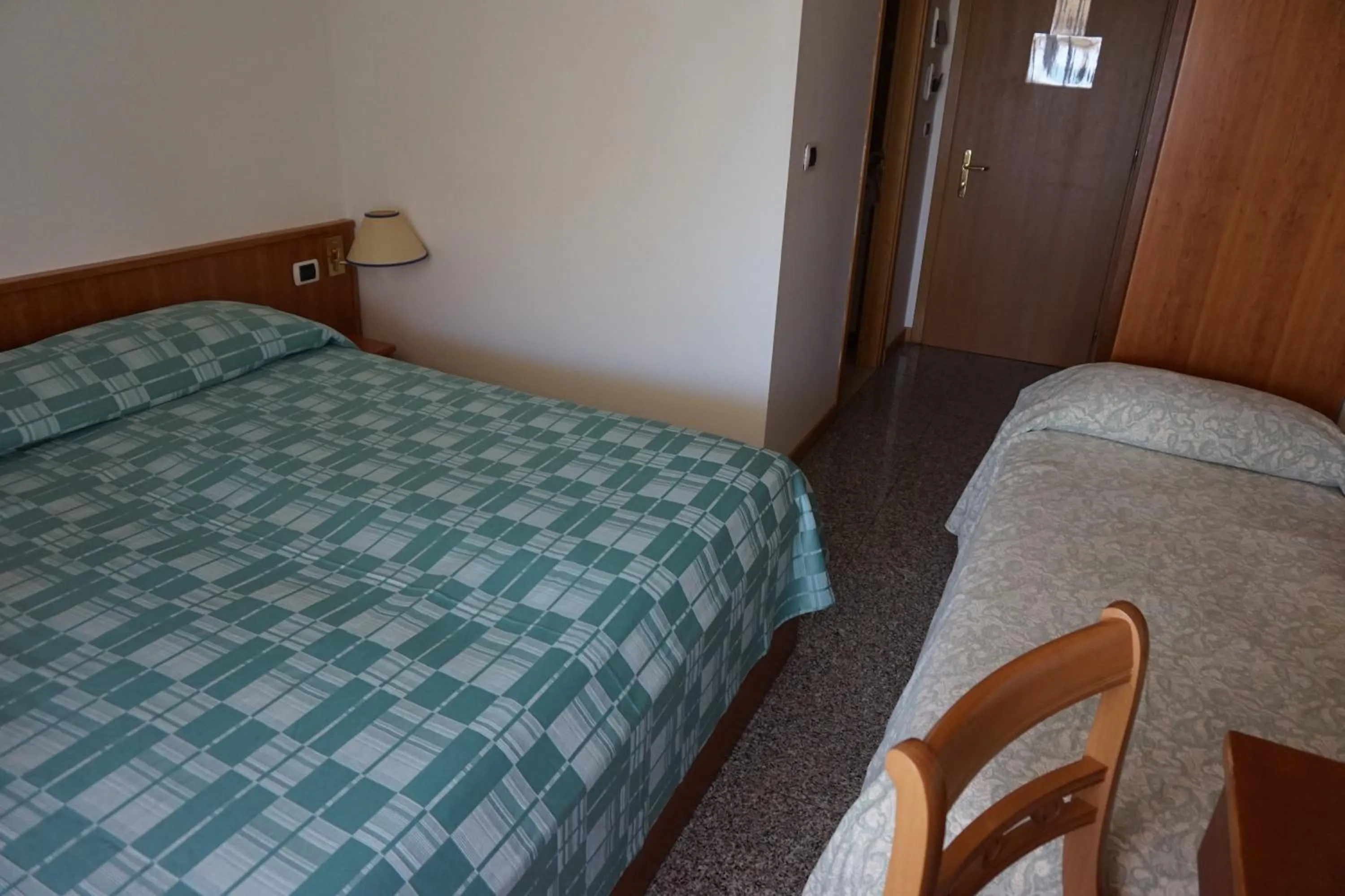 Bedroom, Bed in Hotel Flora