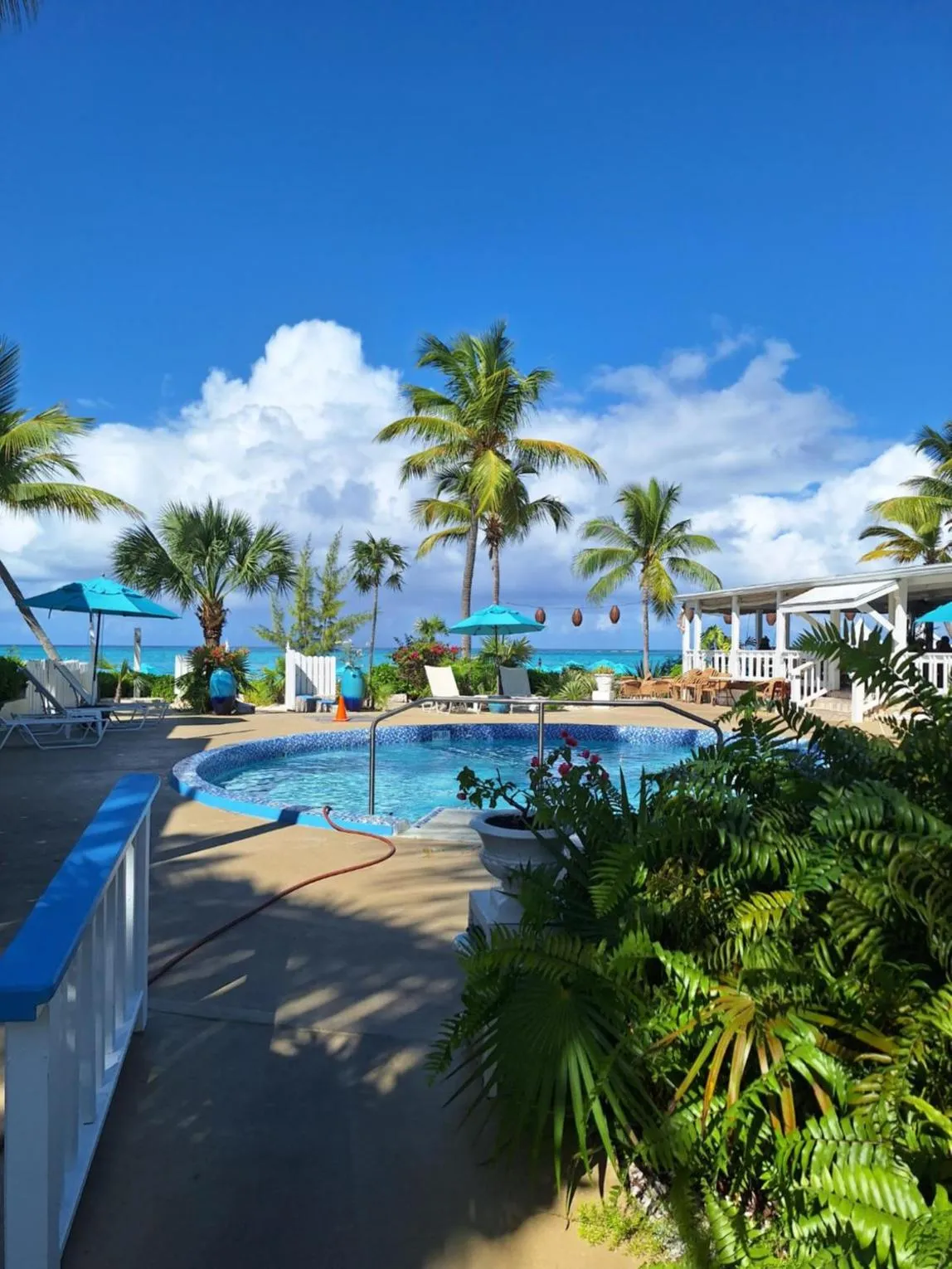 Swimming pool in Sibonne Beach Hotel