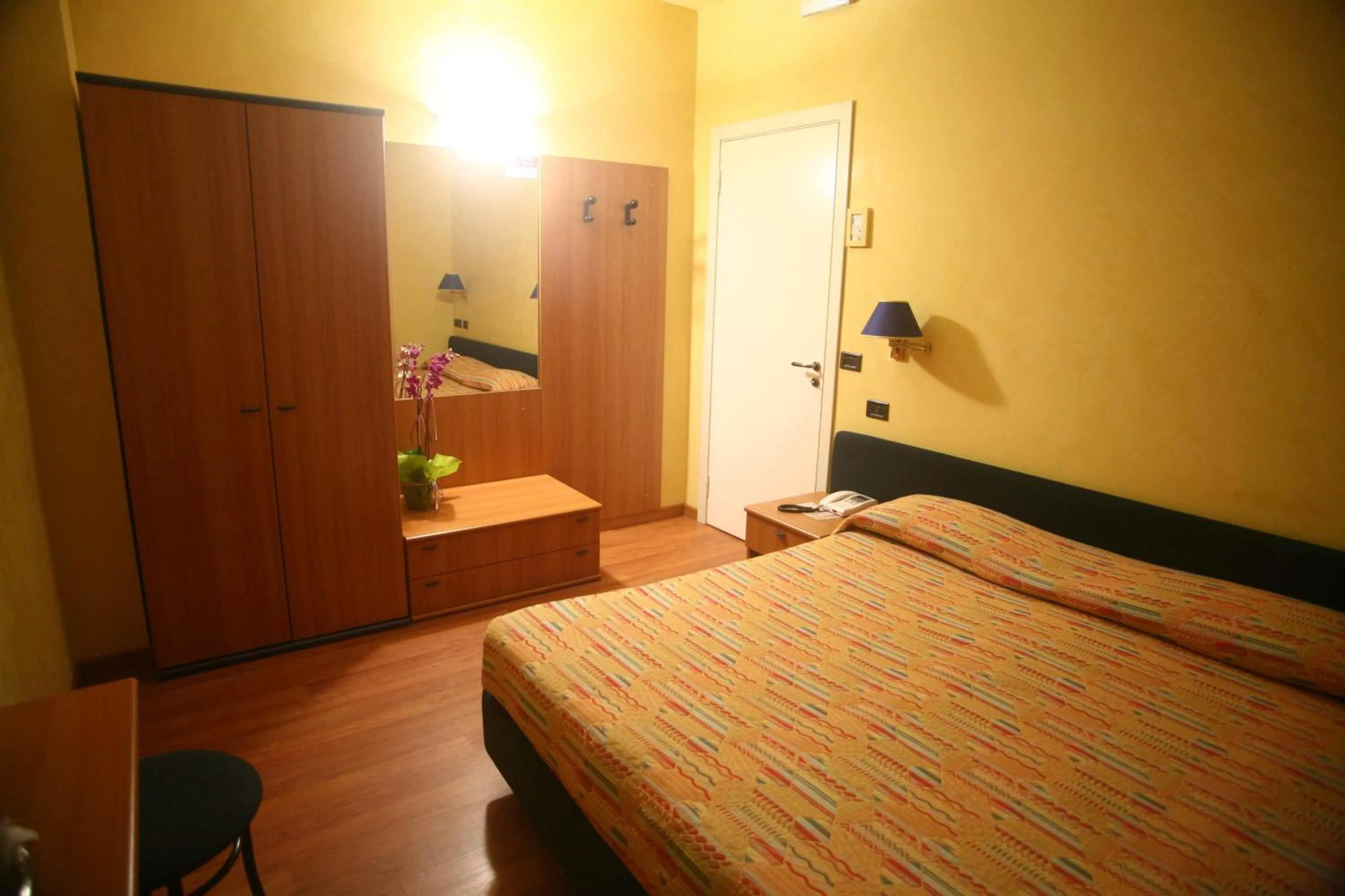 Bedroom, Bed in Hotel Victoria