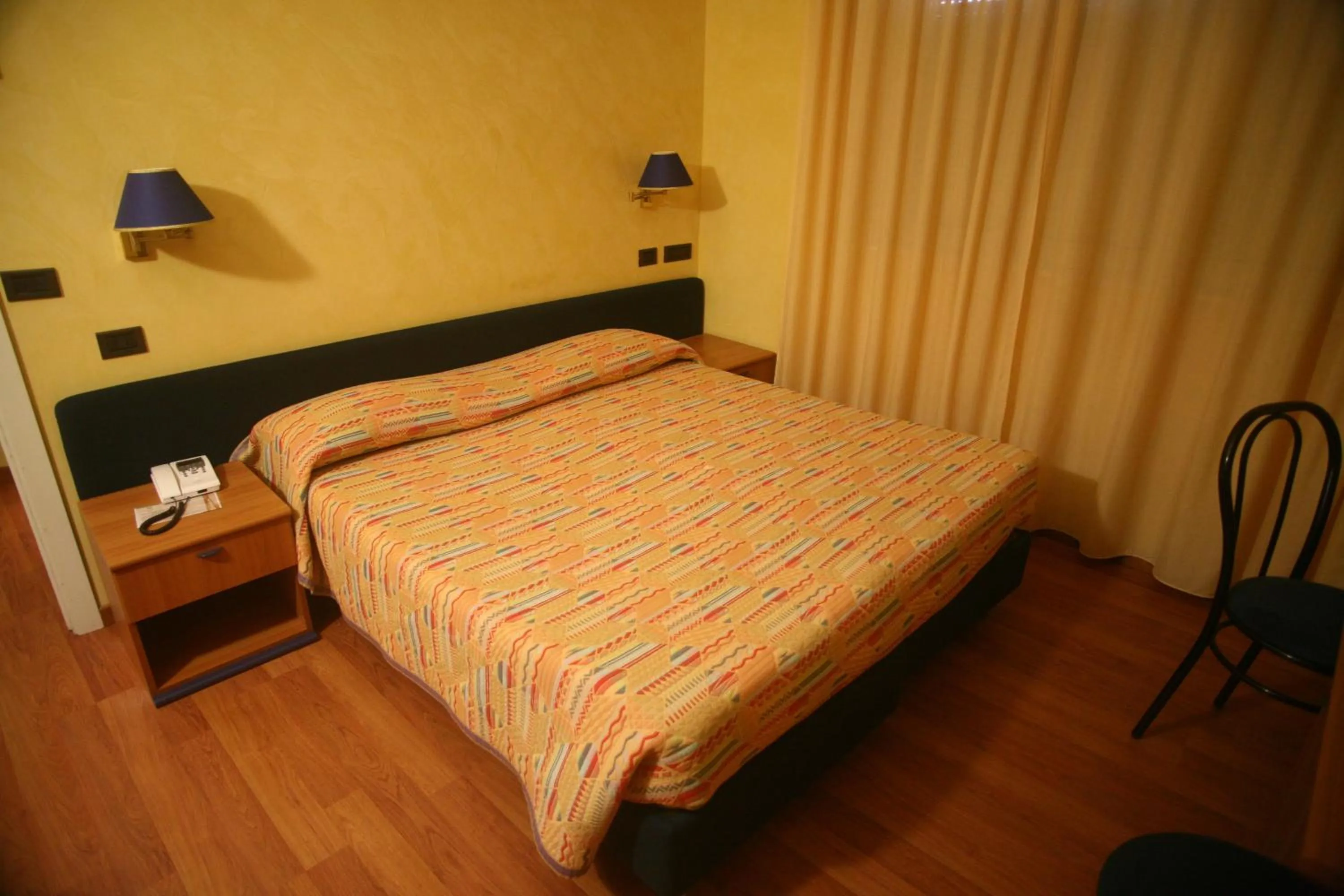 Bedroom, Bed in Hotel Victoria