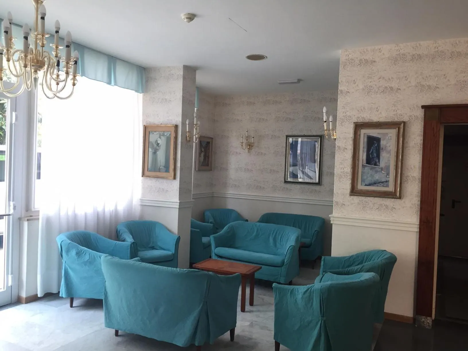 Communal lounge/ TV room in Hotel Consuelo