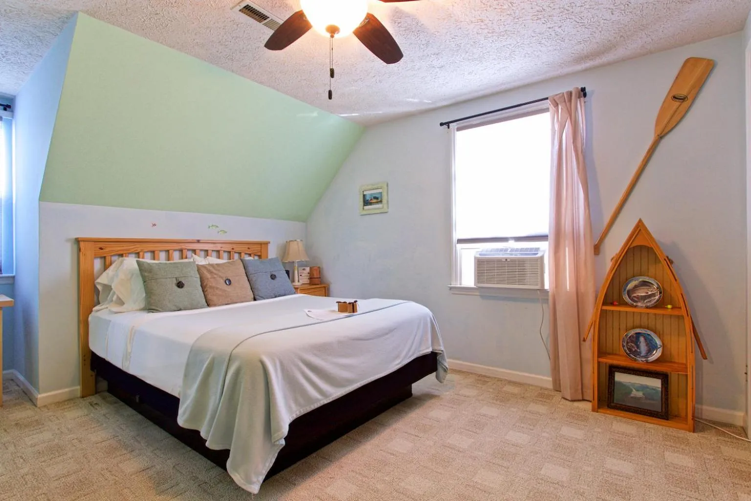 Bed in Blacksburg Bed & Breakfast