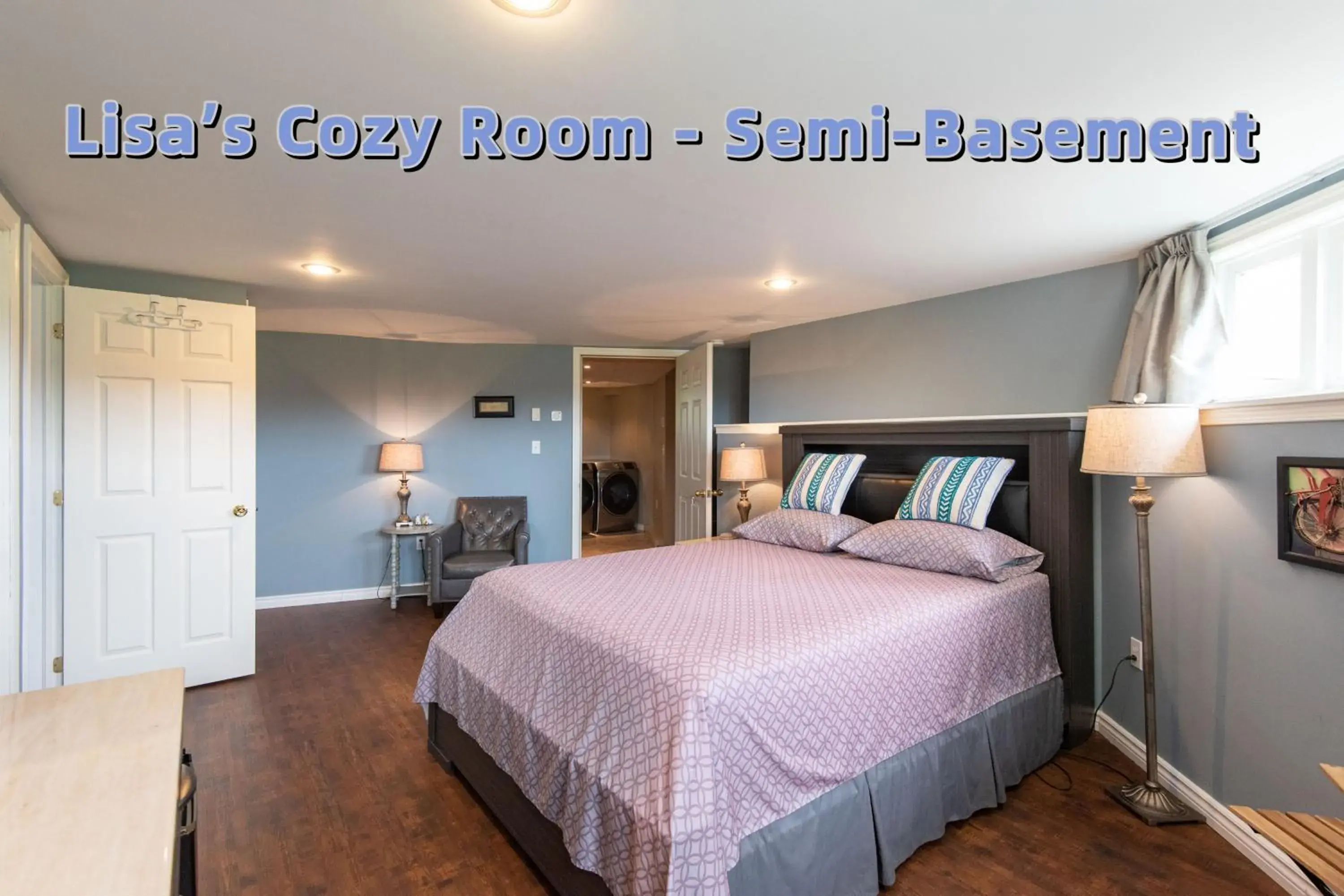 Triple Room with Shower in Chez Nous Triple Room with Shower in Chez Nous