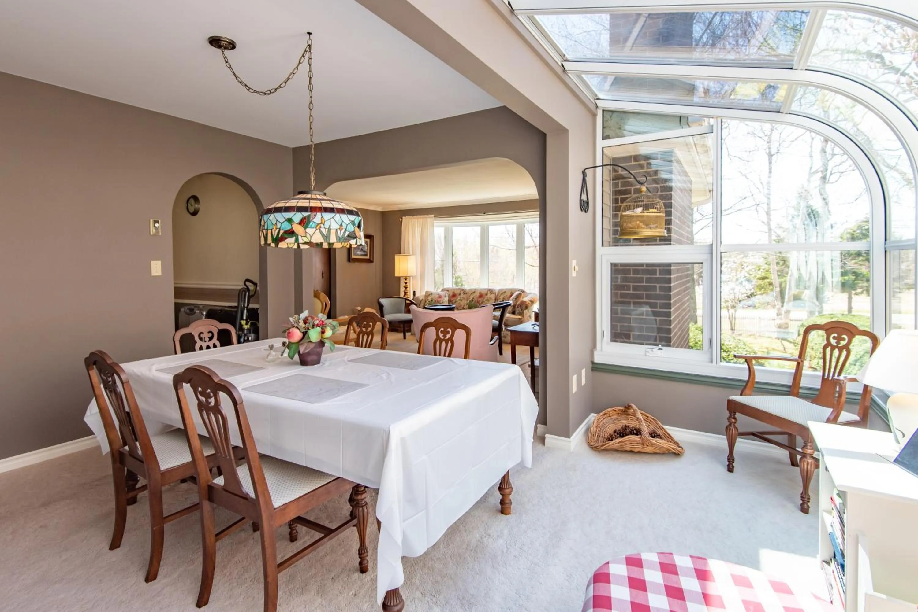 Restaurant/places to eat in Chez Nous