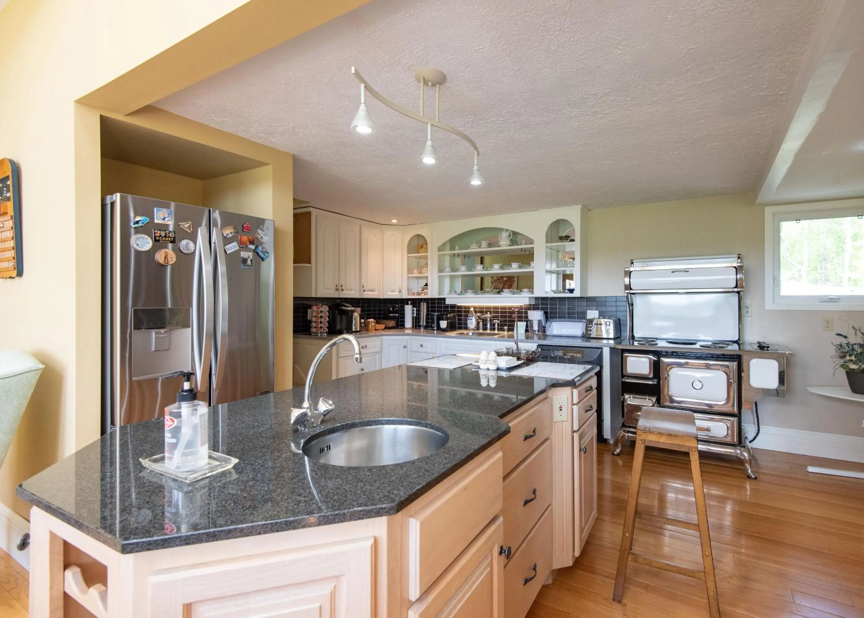 Kitchen or kitchenette in Chez Nous