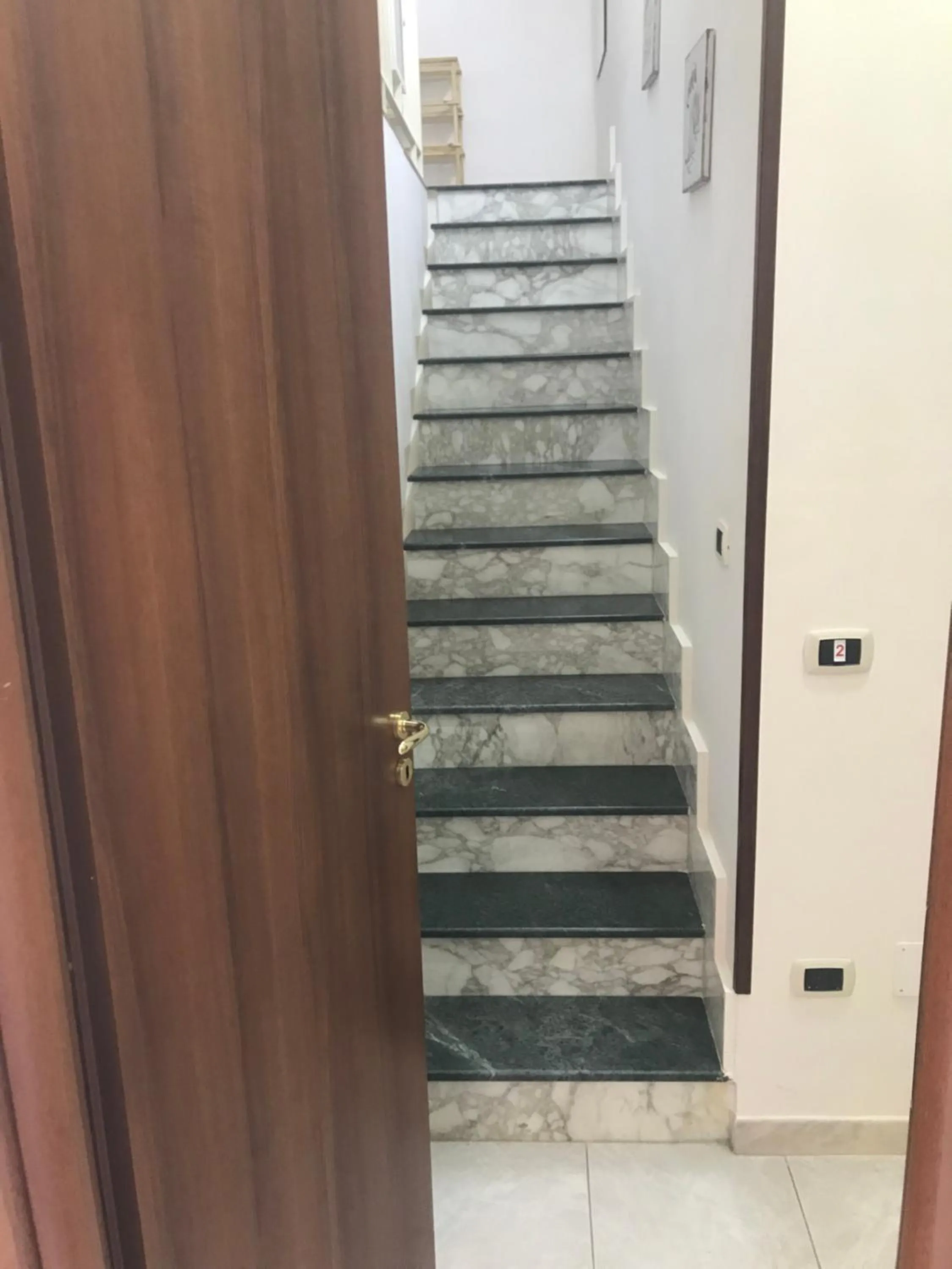 Facade/entrance in Regy