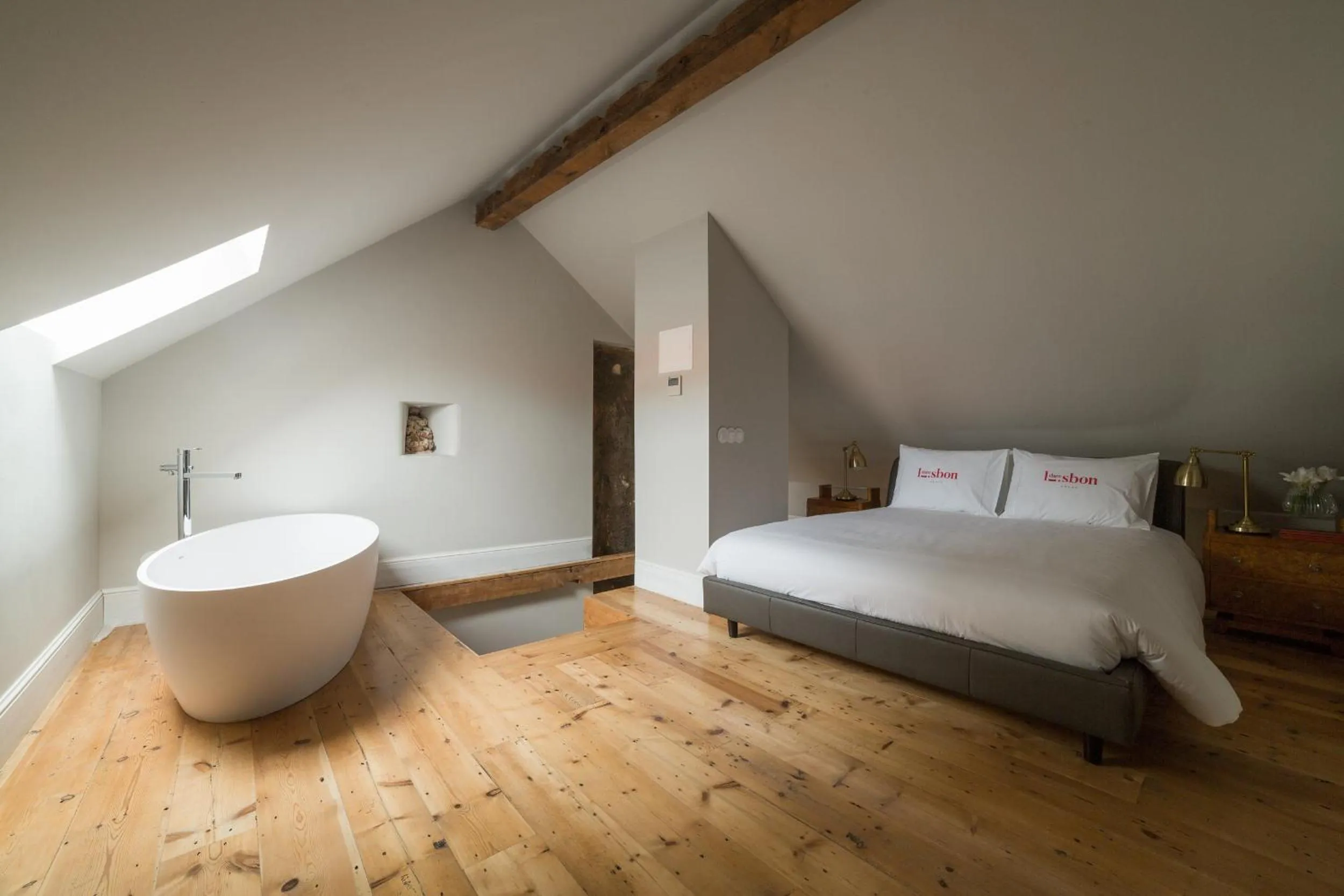 Bedroom, Bed in Dare Lisbon House