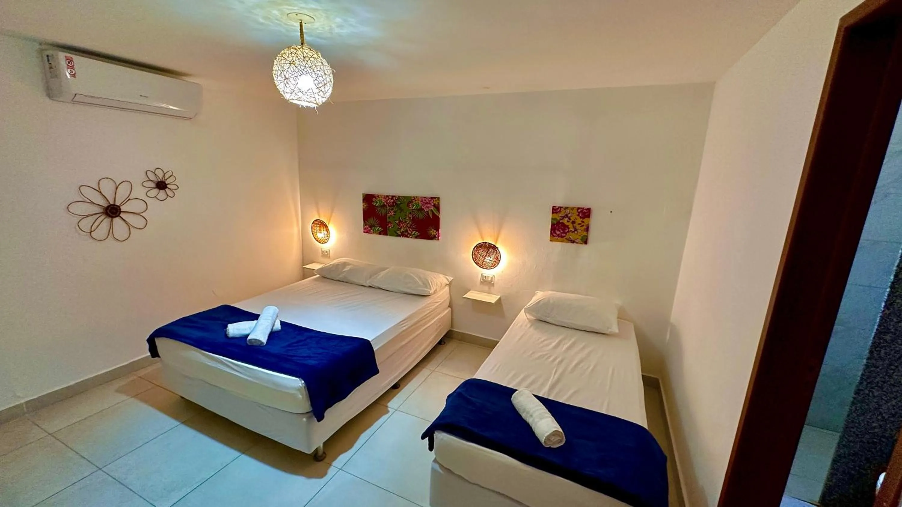 View (from property/room), Bed in Paranambuca Pousada