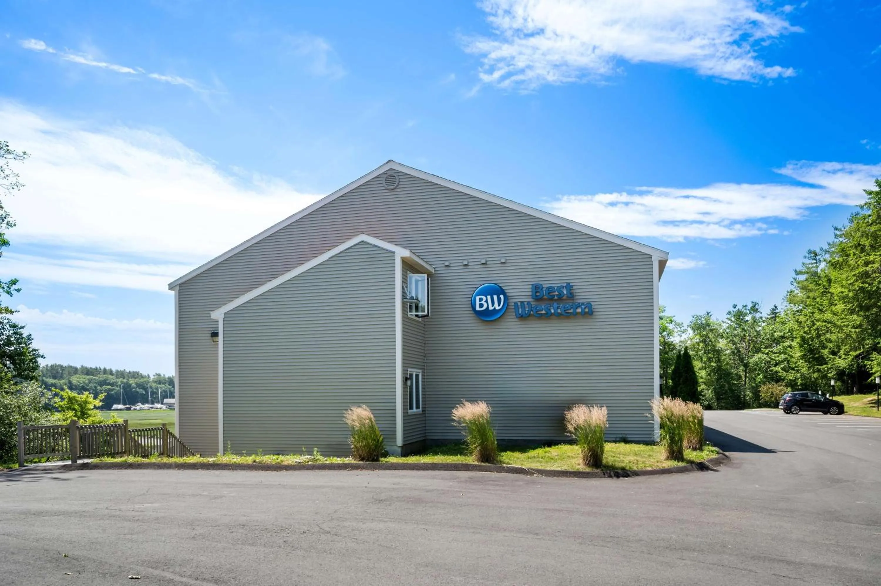 Property building in Best Western - Freeport Inn