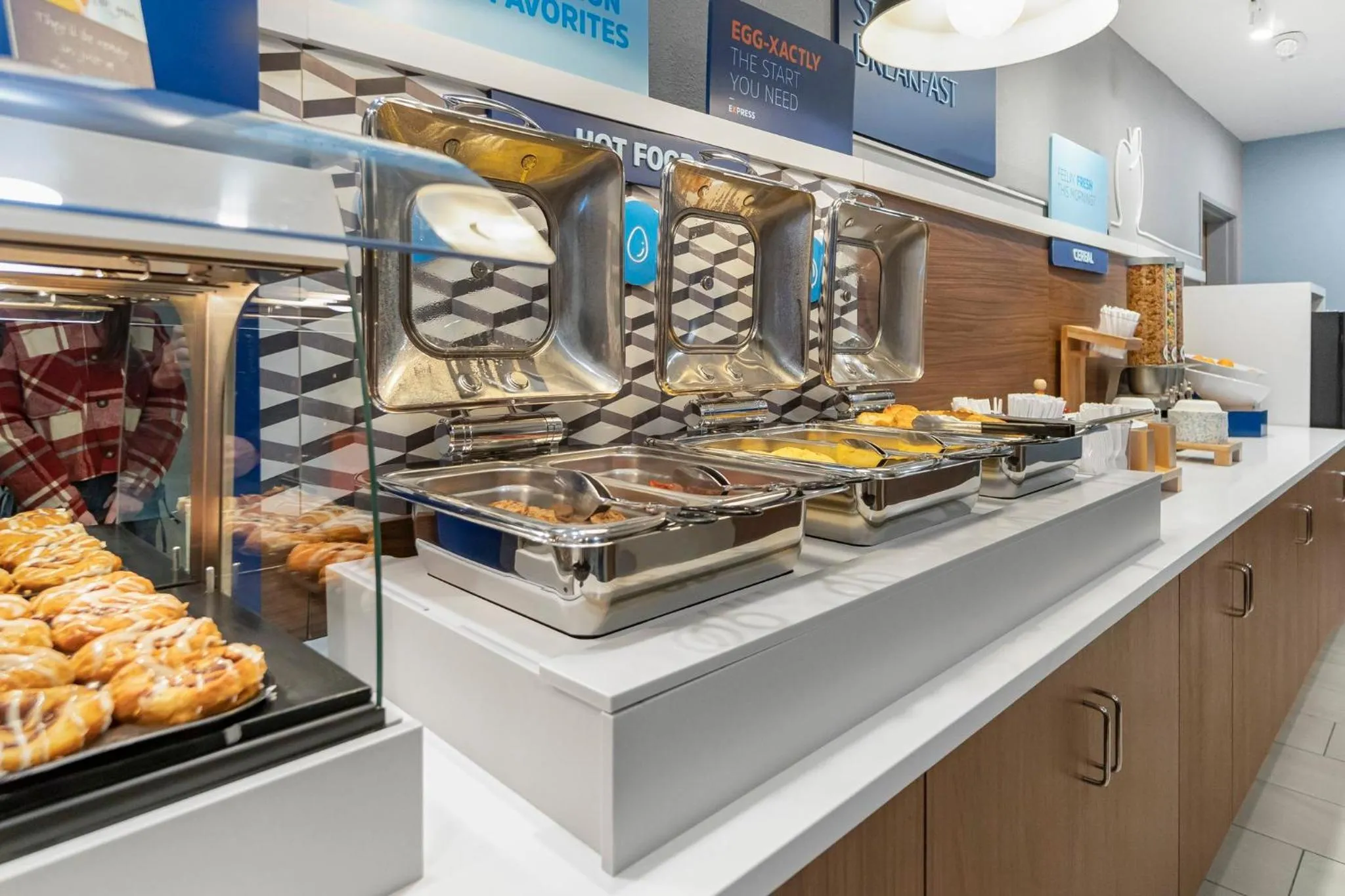 Breakfast in Holiday Inn Express Salt Lake City South - Midvale by IHG