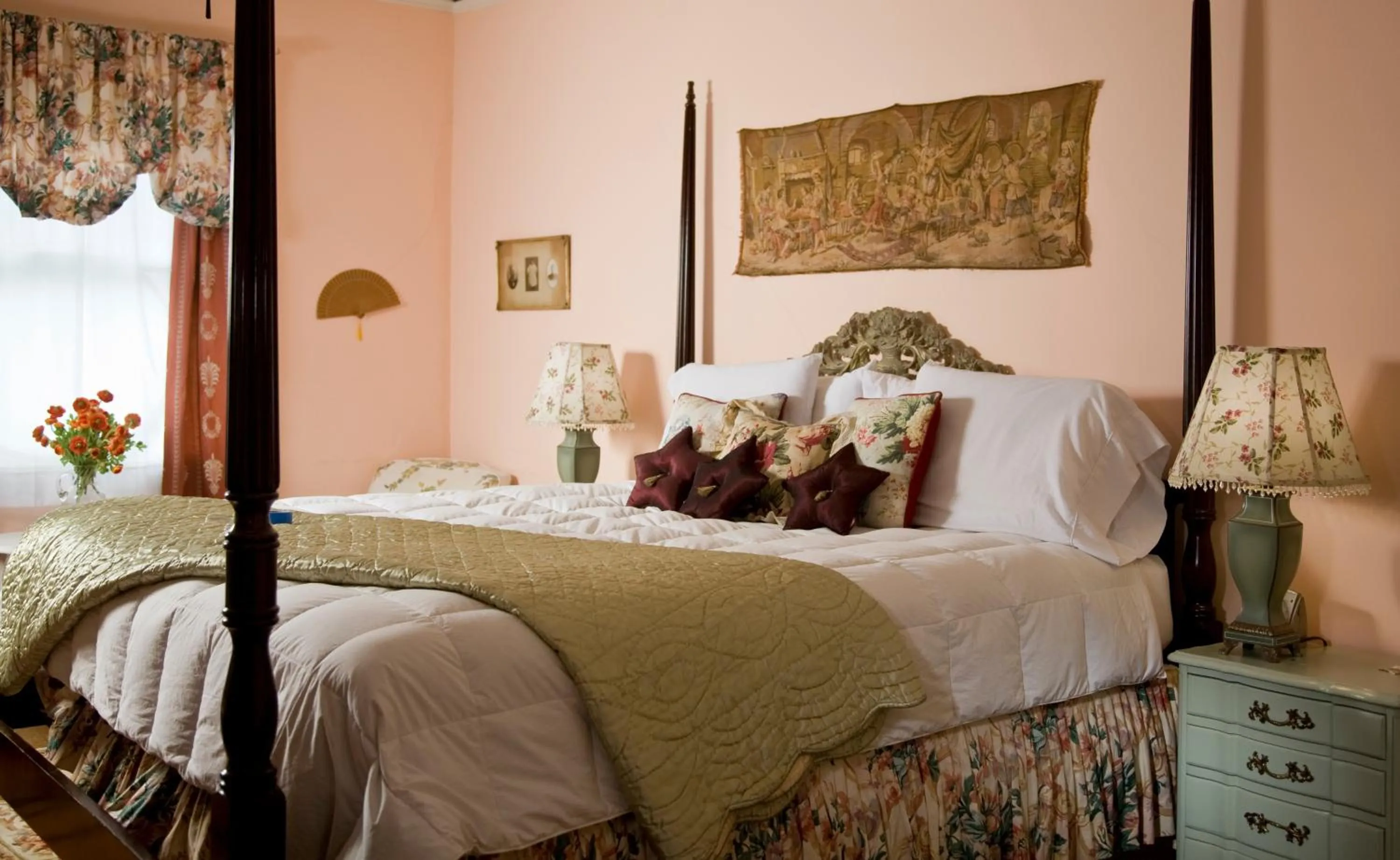 Bed in Hampton Terrace Inn