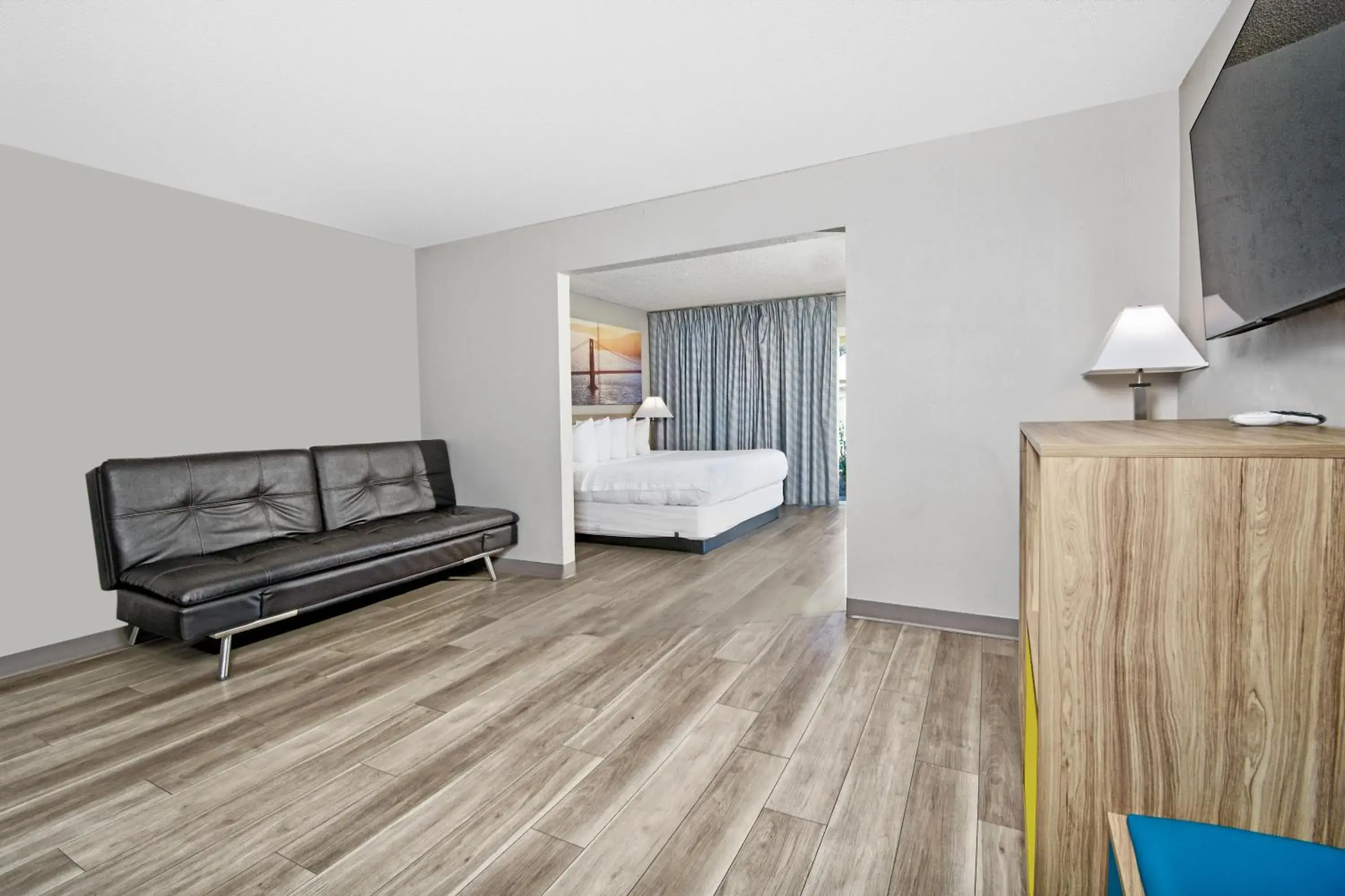 King Studio Suite - Non-Smoking in Days Inn by Wyndham Novato/San Francisco King Studio Suite - Non-Smoking in Days Inn by Wyndham Novato/San Francisco