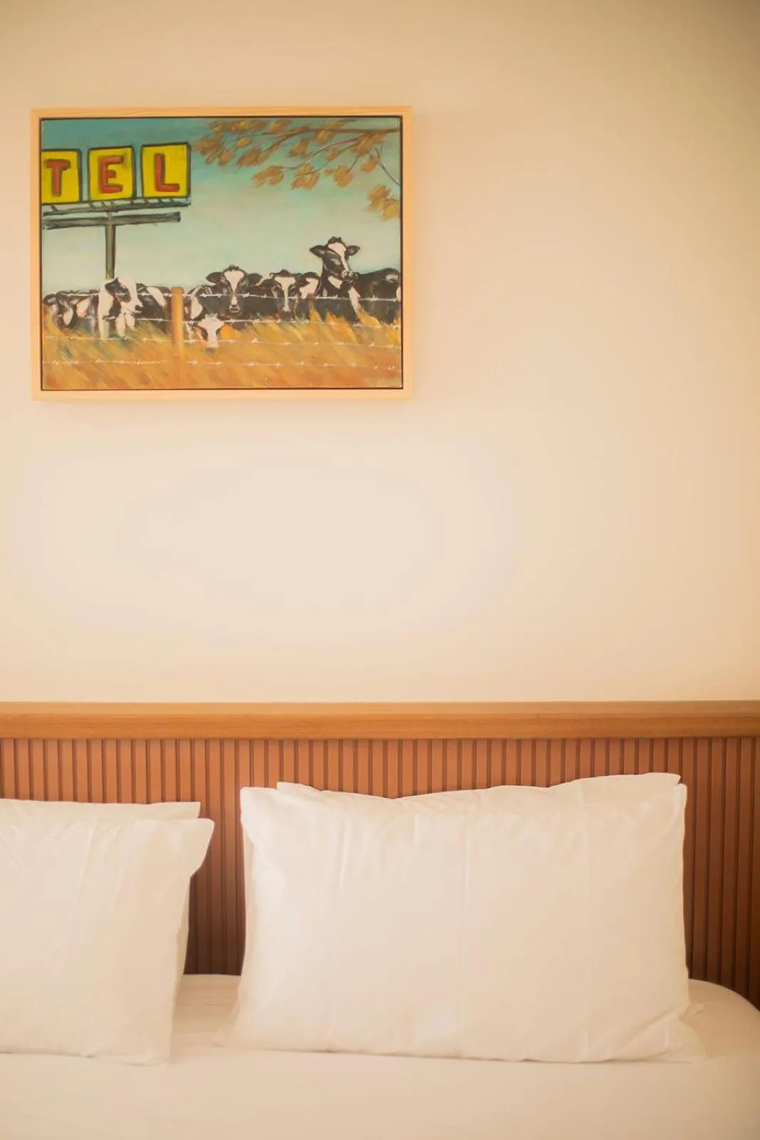 Bed in The Alluna Motel, an Ascend Collection Hotel