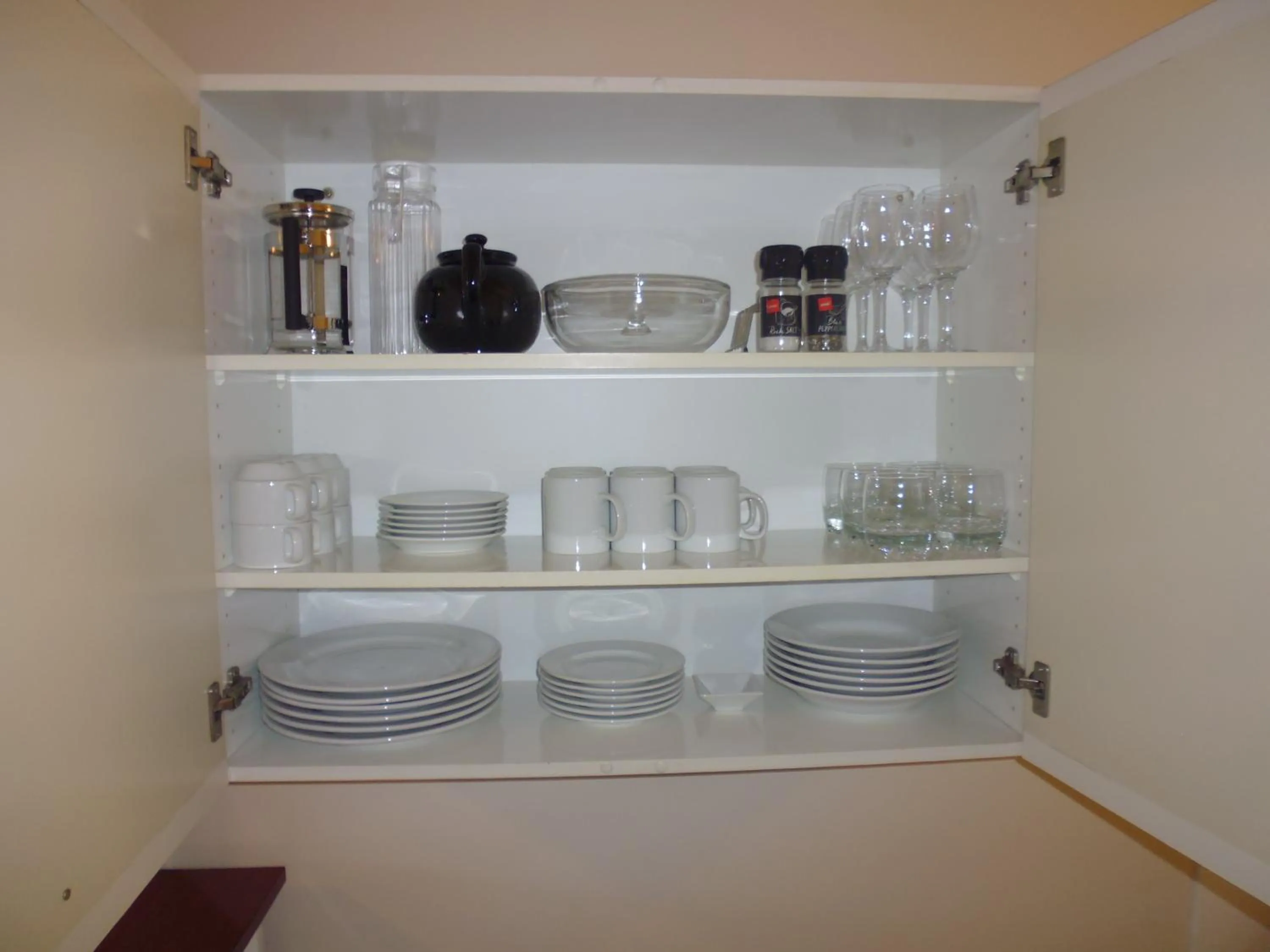 kitchen in Spa Lodge Motel