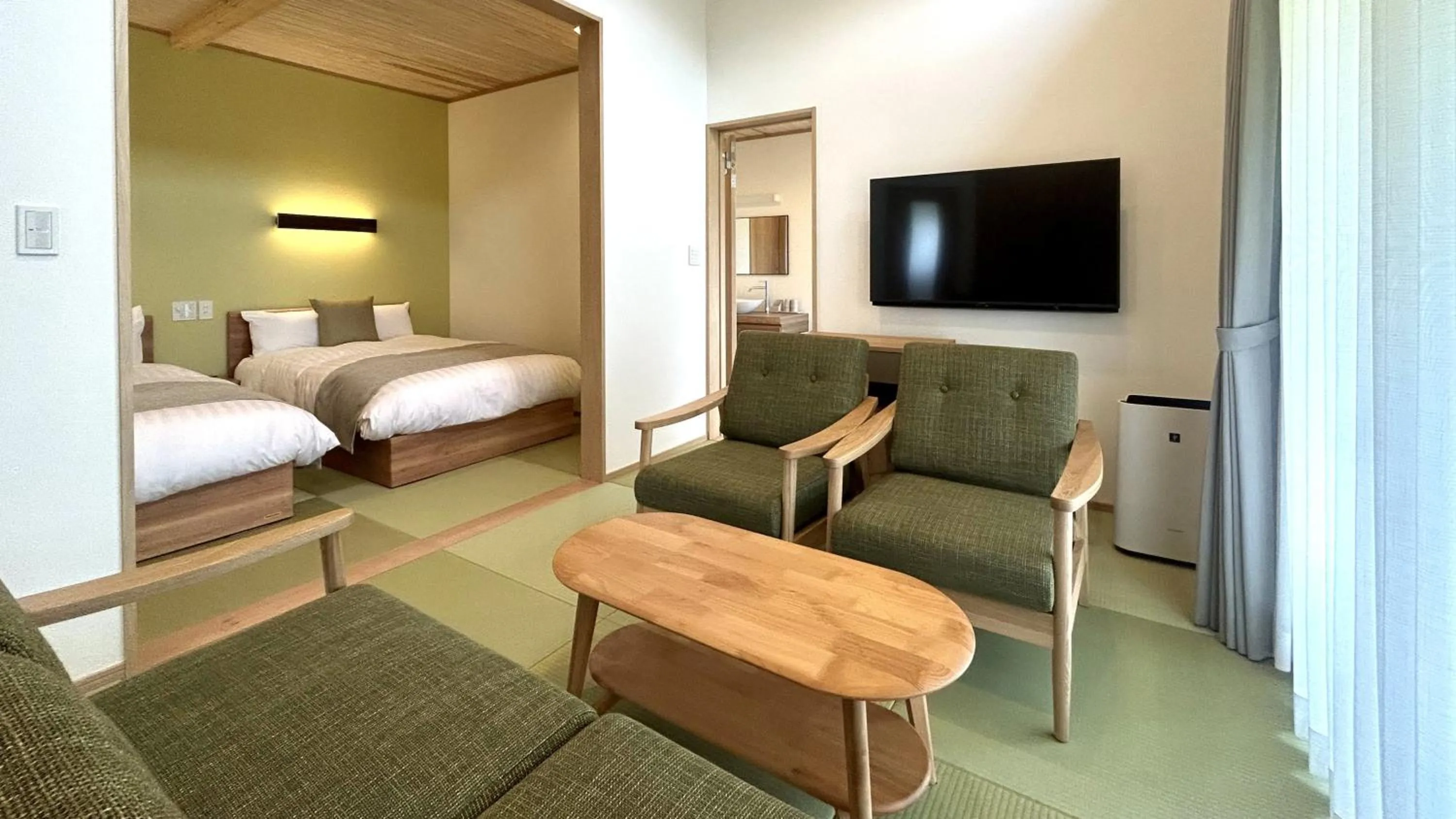 Living room in Aso Hakuun Sanso