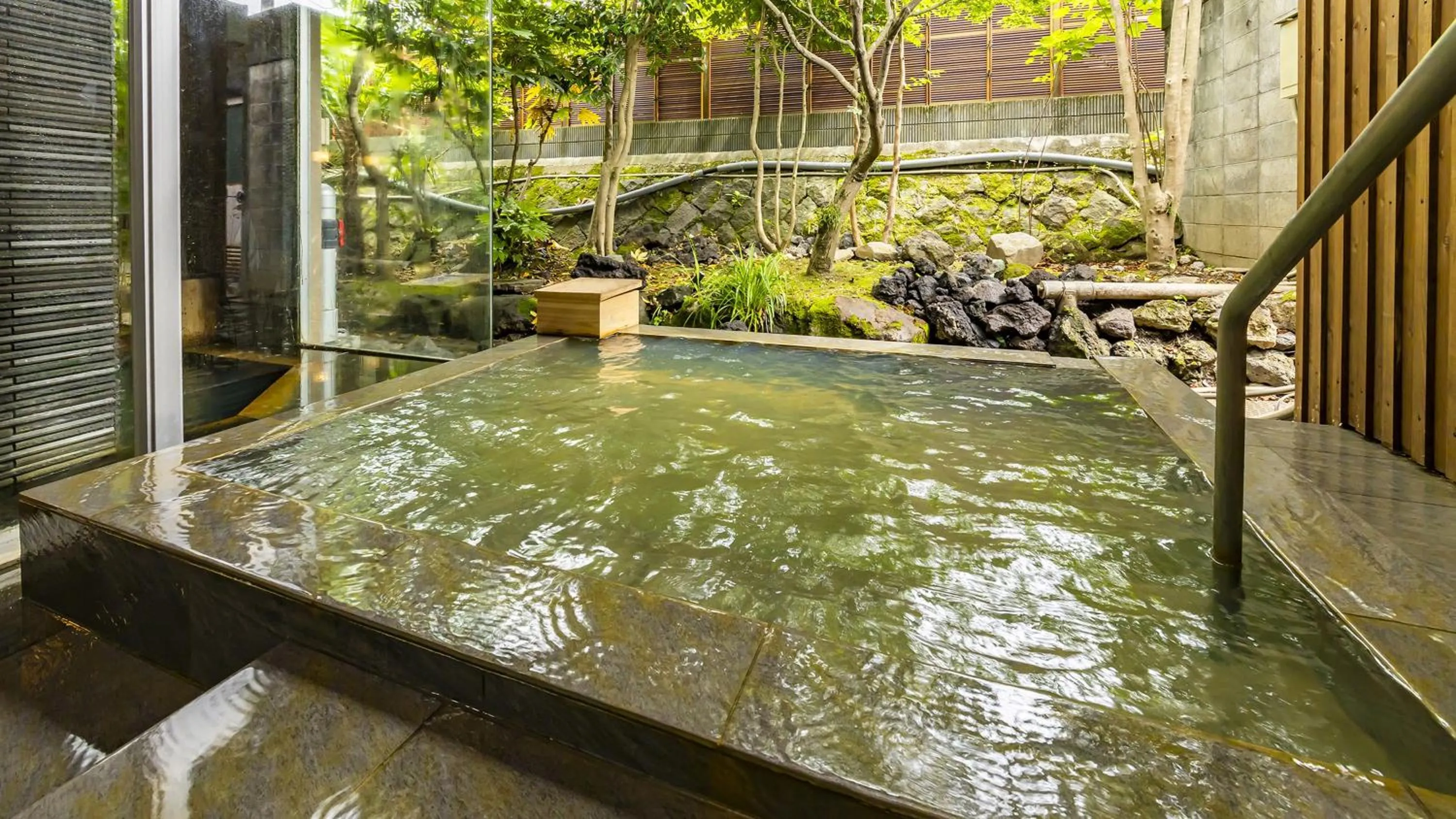 Open Air Bath in Sozankyo