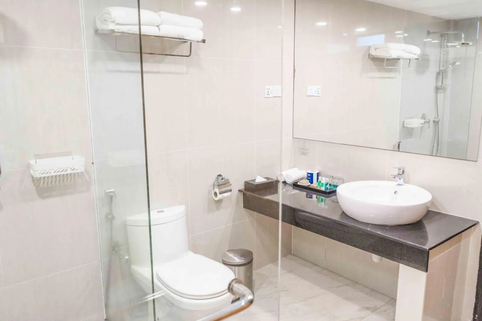 Shower in Bubu Resort