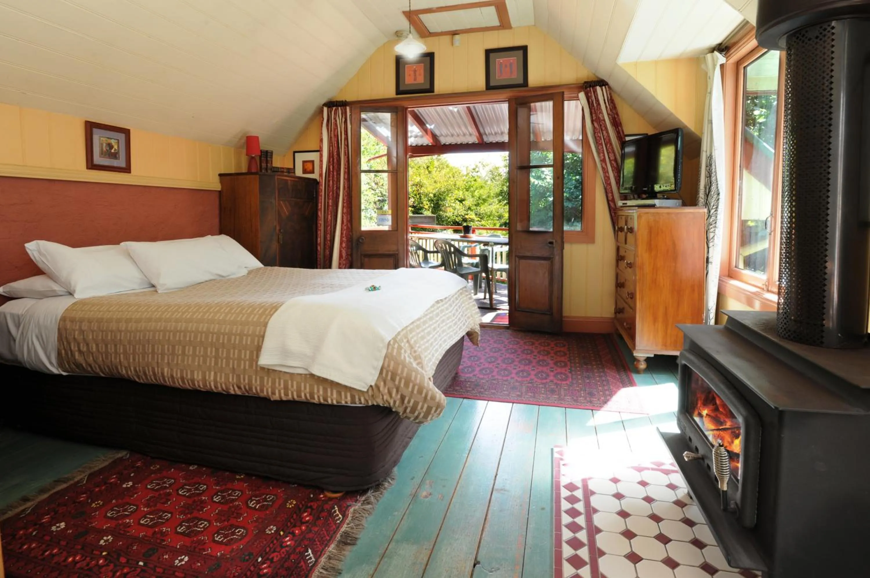 Bedroom, Bed in Como Cottage Accommodation