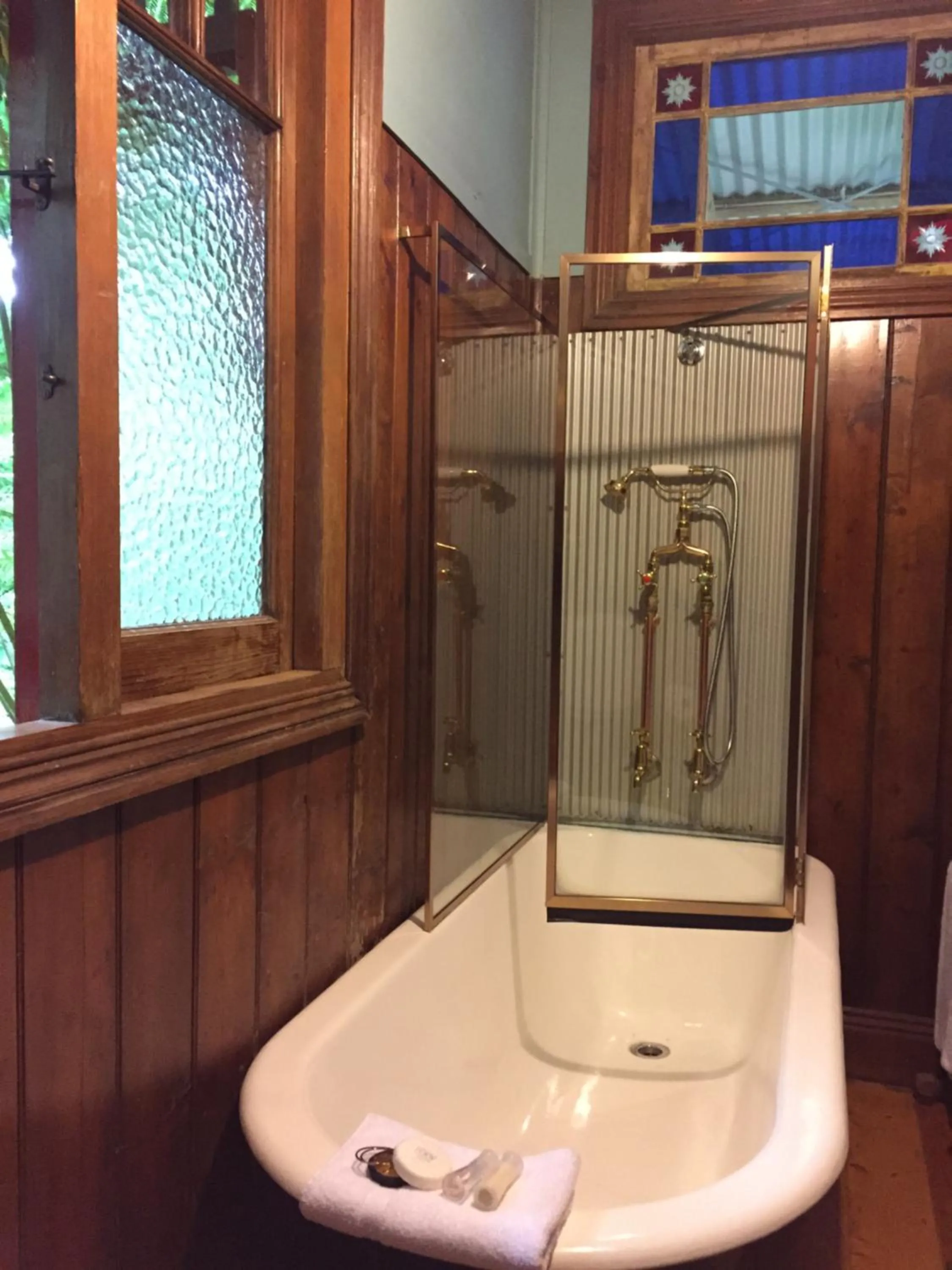 Bathroom in Como Cottage Accommodation