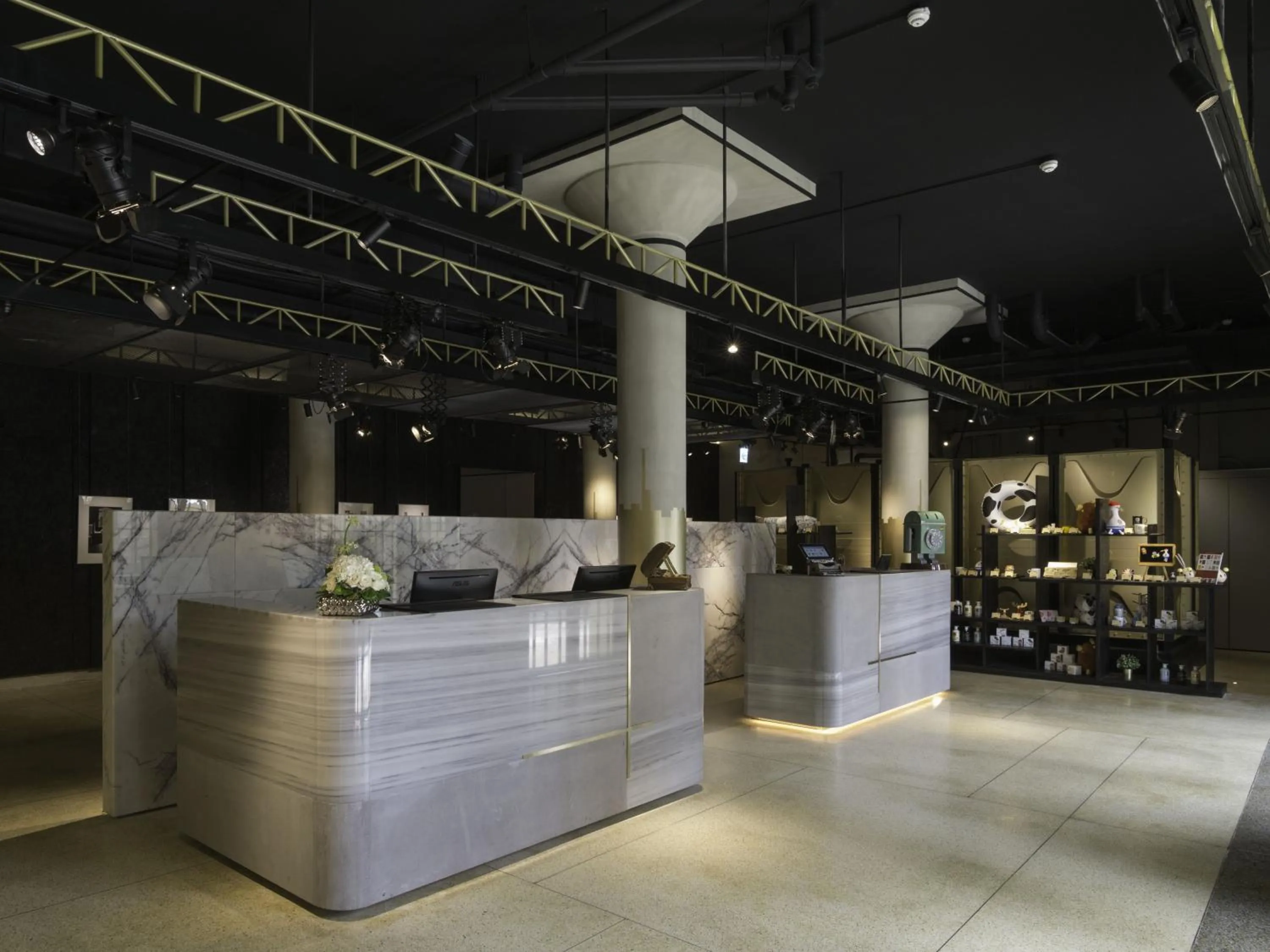 Lobby or reception in Hua Shan Din by Cosmos Creation - Huashan Creative Park