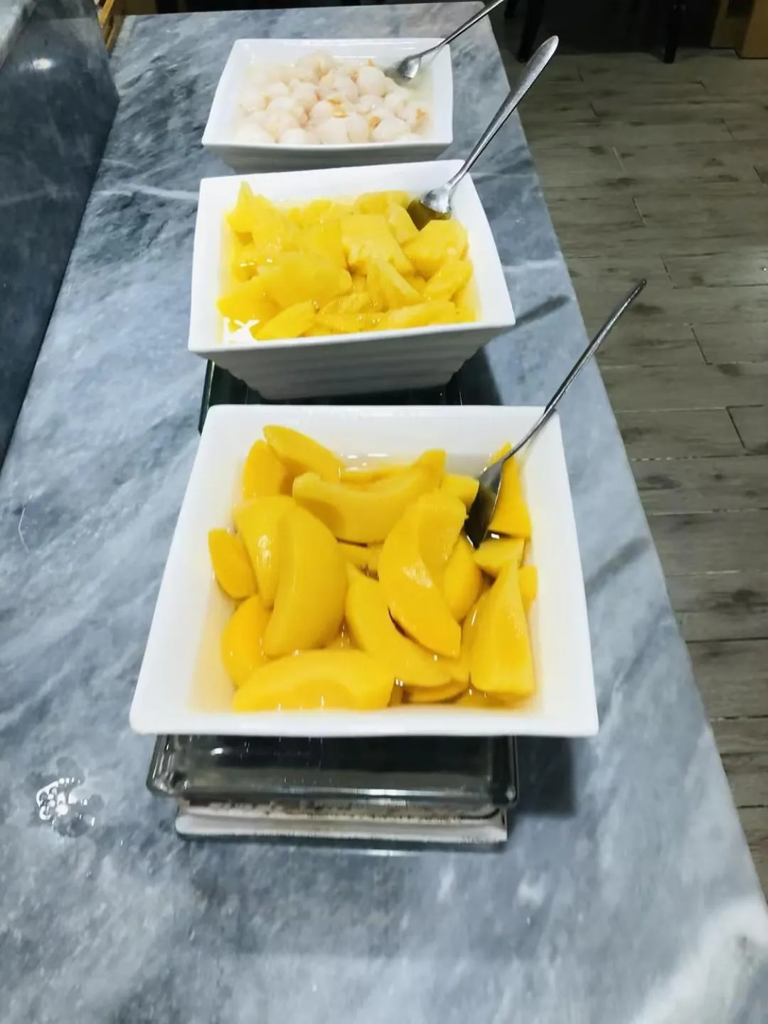 Restaurant/places to eat in Byland Star Hotel