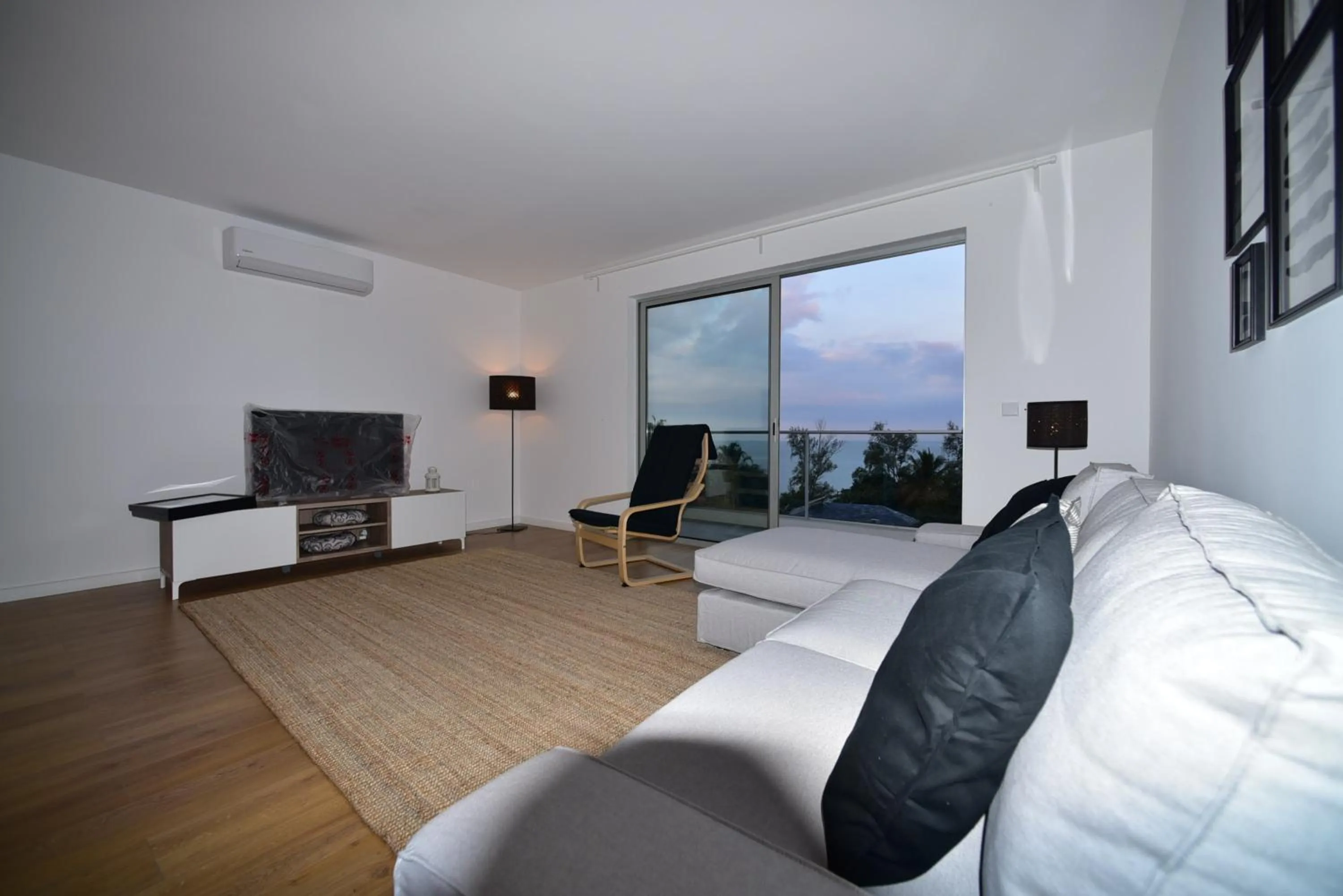 Xenon Urban Apartments