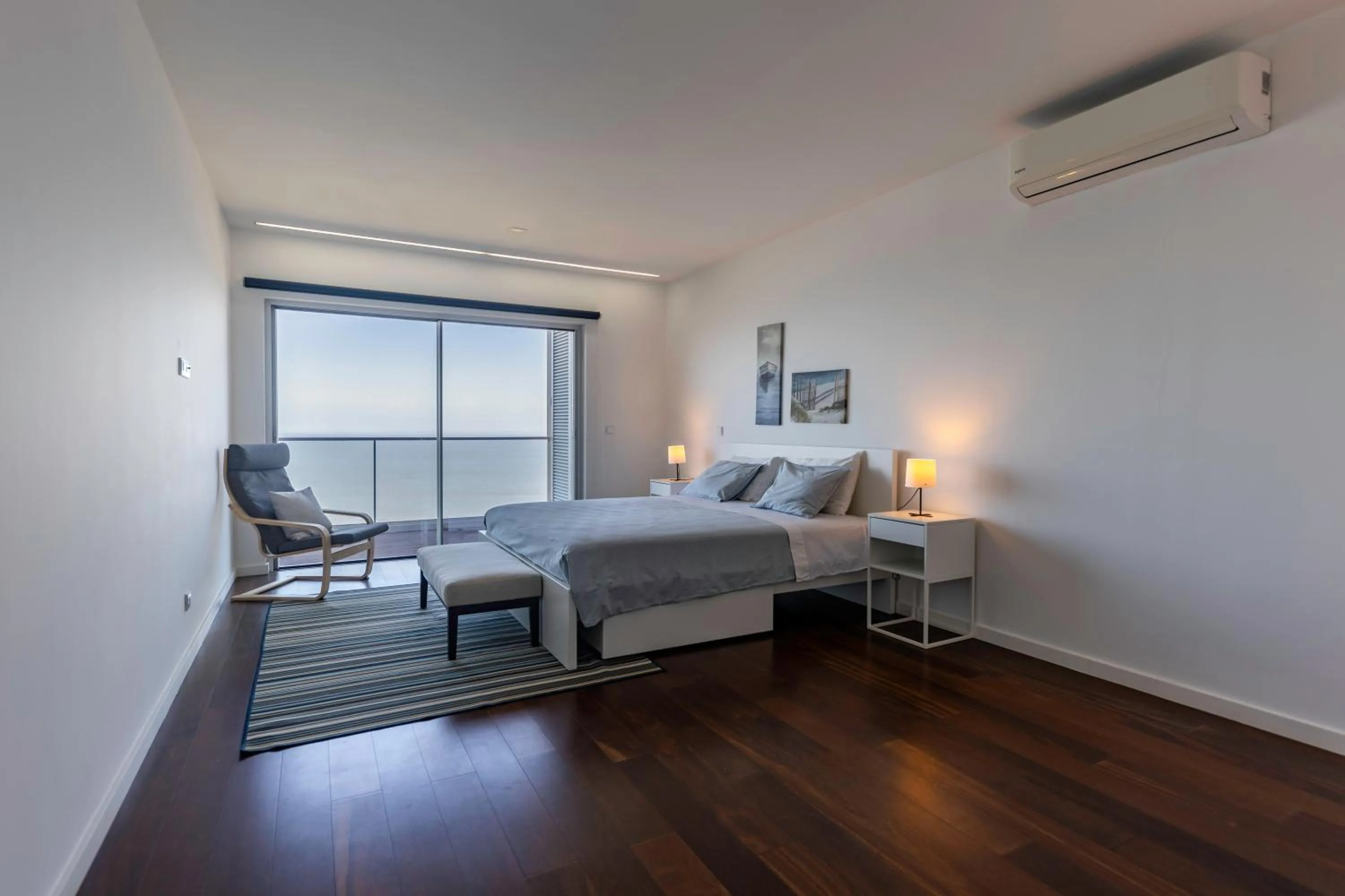 Bed in Xenon Urban Apartments