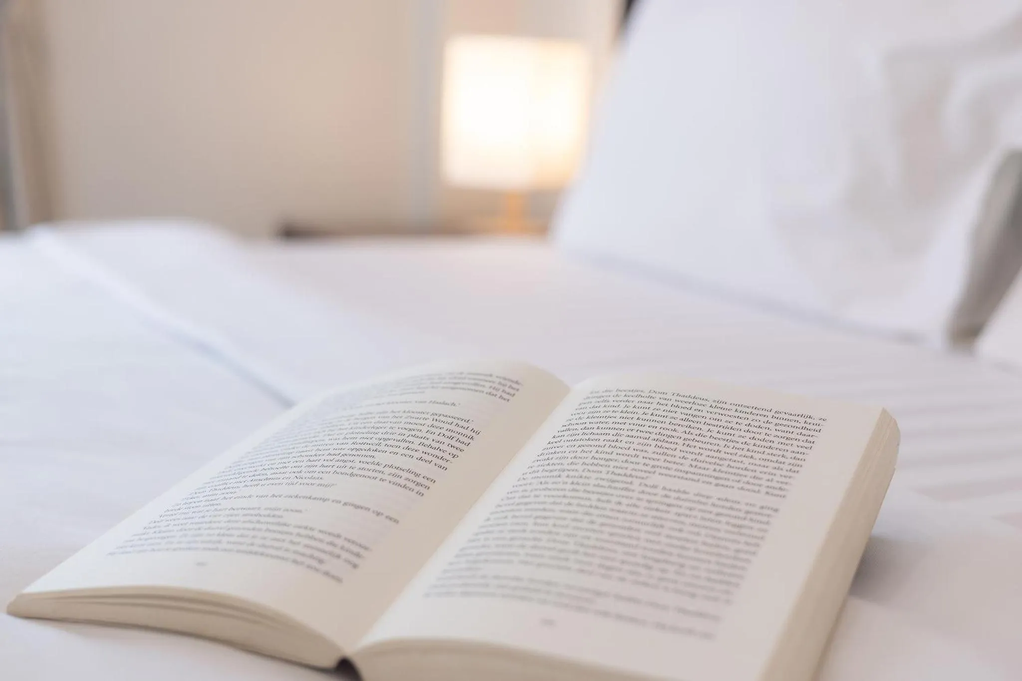 Bed in Baan Yuyen Karon Guesthouse