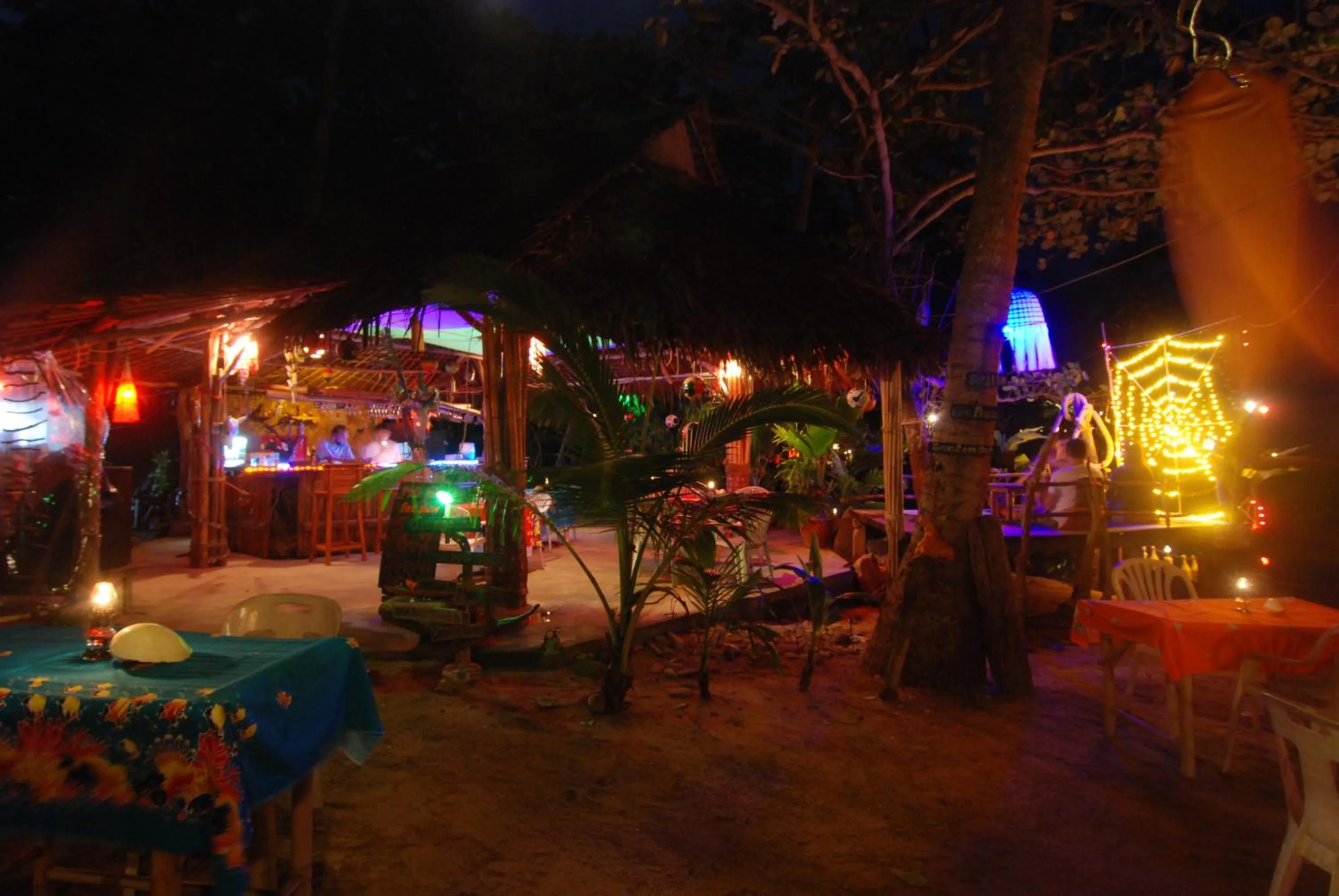 Night in Lanta Coral Beach Resort