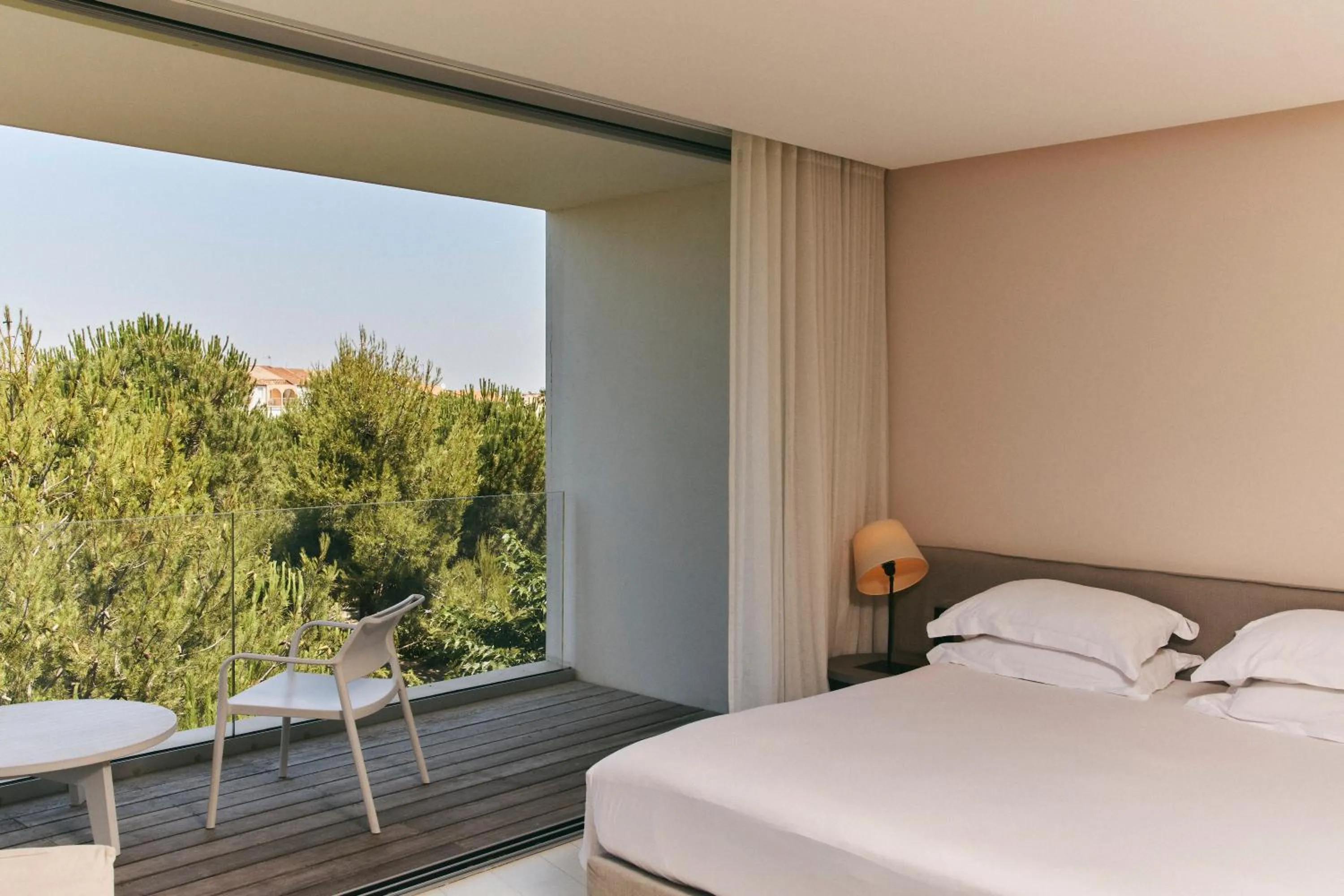 Bed in Hôtel Plage Palace & Spa