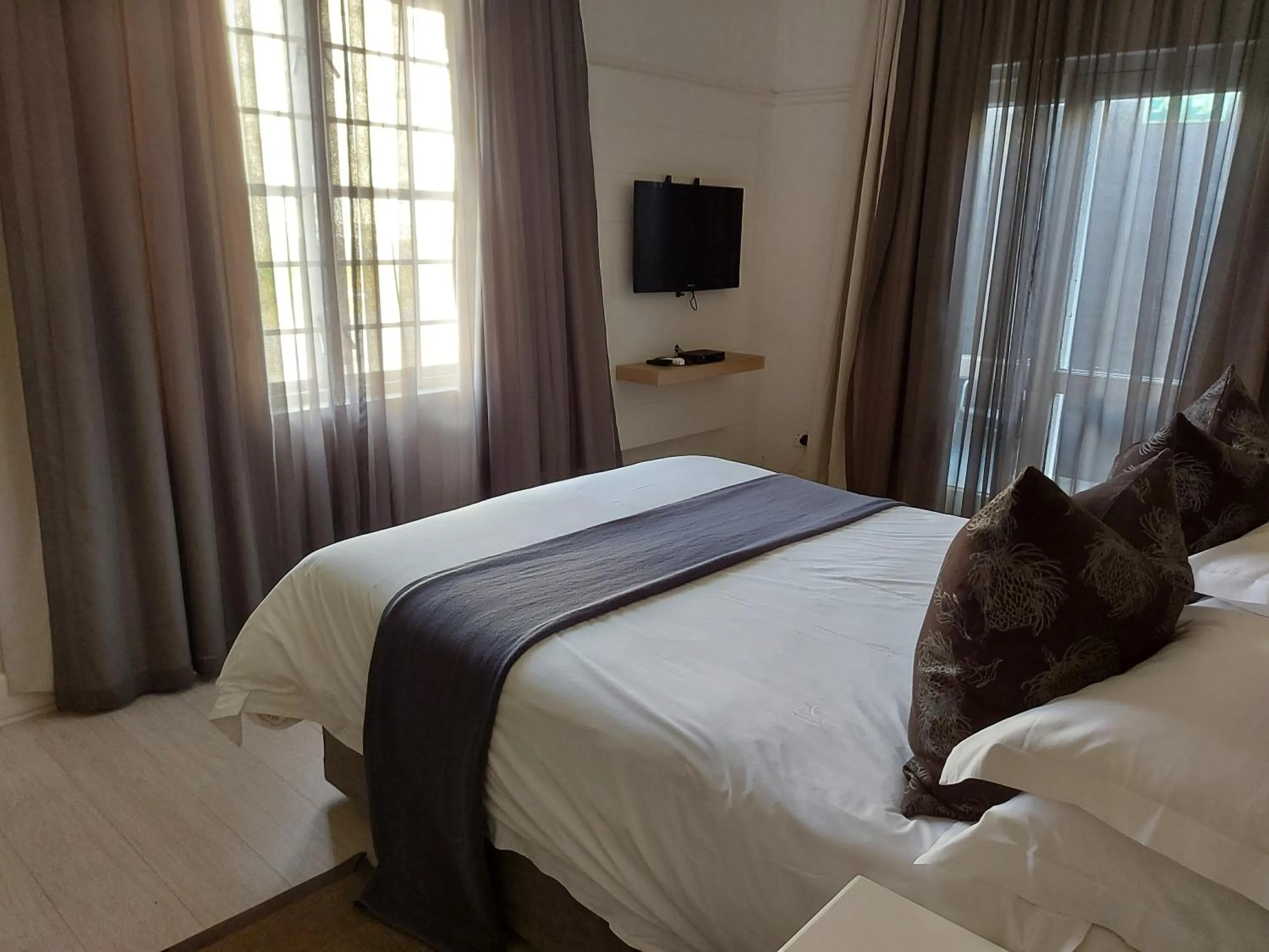 Bedroom, Bed in The Hampton Exclusive Guesthouse