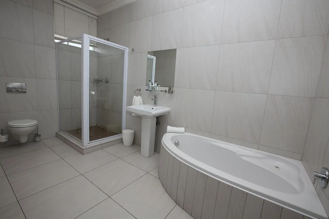 Bathroom in The Hampton Exclusive Guesthouse