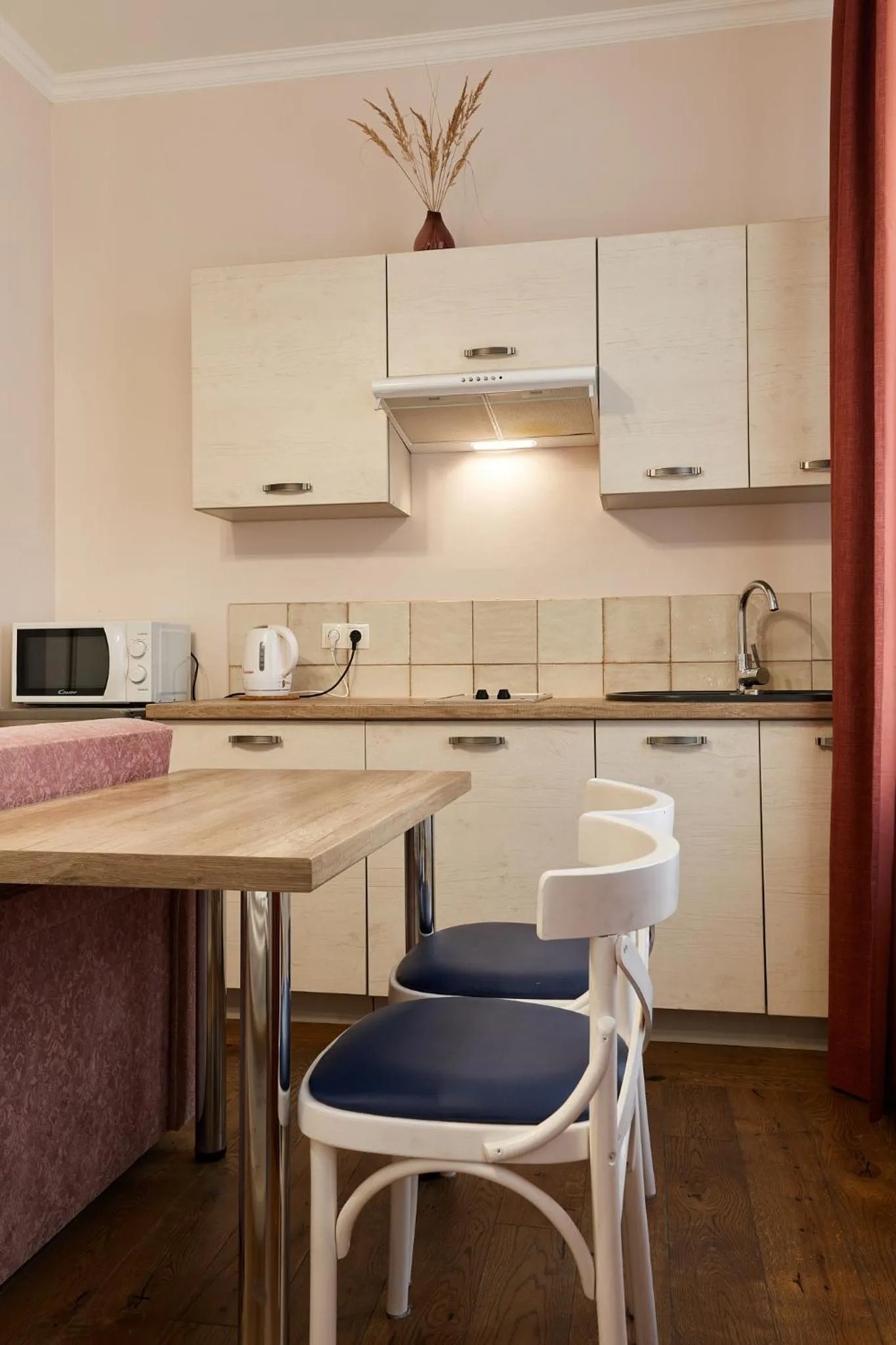 Kitchen or kitchenette in Stabu Sēta Apartments